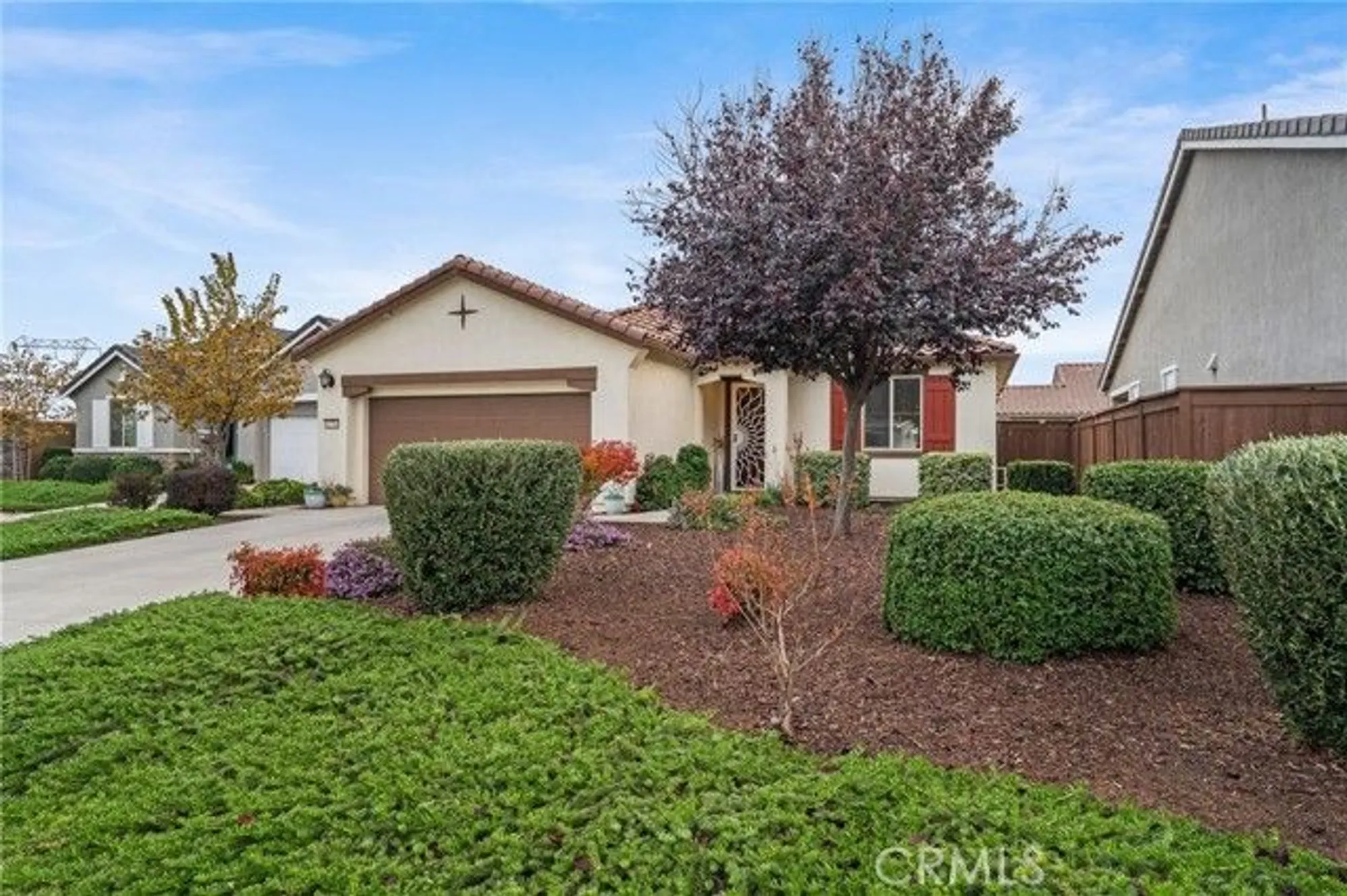 Property Slideshow image 7 of 40 | 9276 red thistle ct, Sacramento, CA, 95829