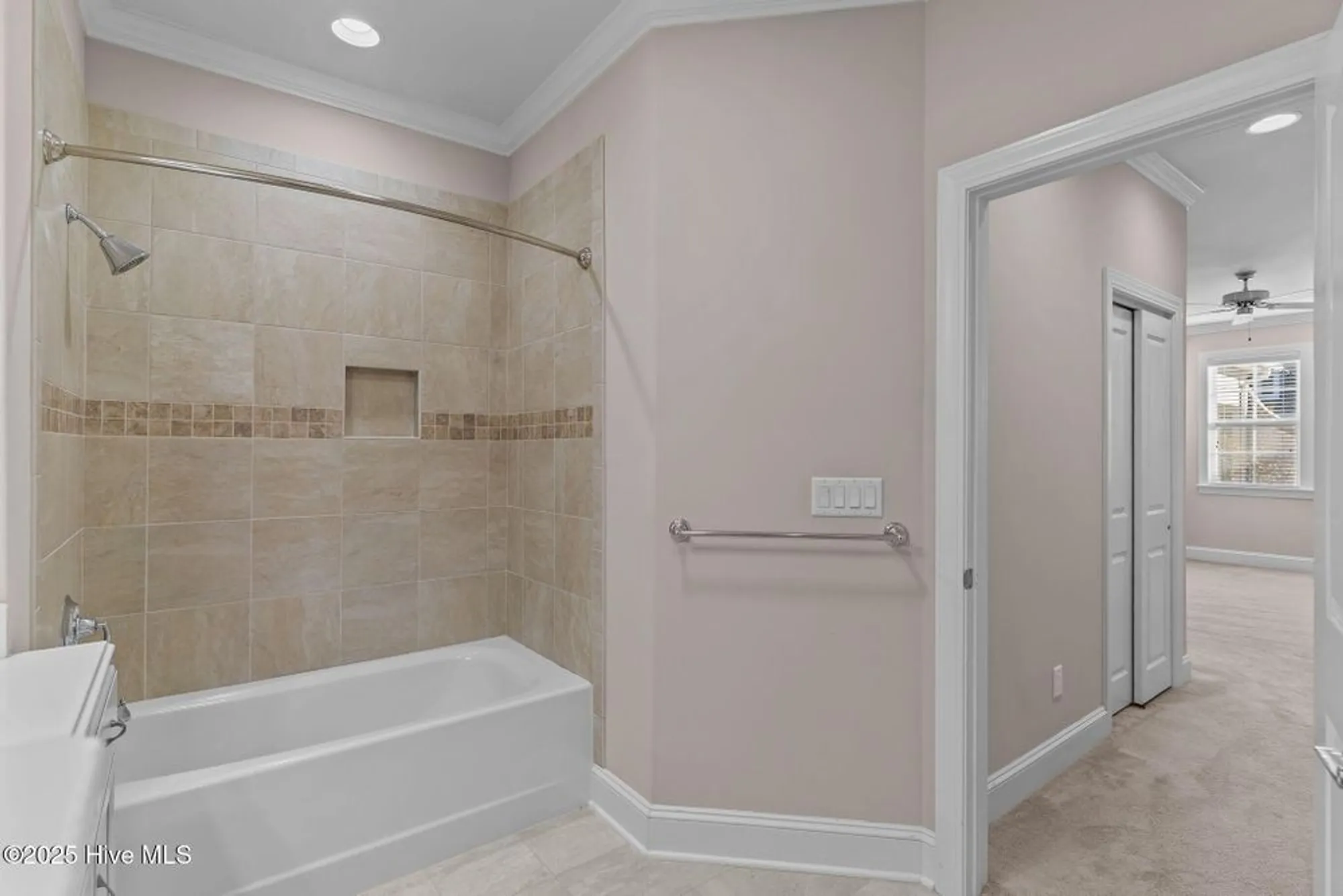 Property Slideshow image 32 of 88 | 6097 shore park dr, Leland, NC, 28451