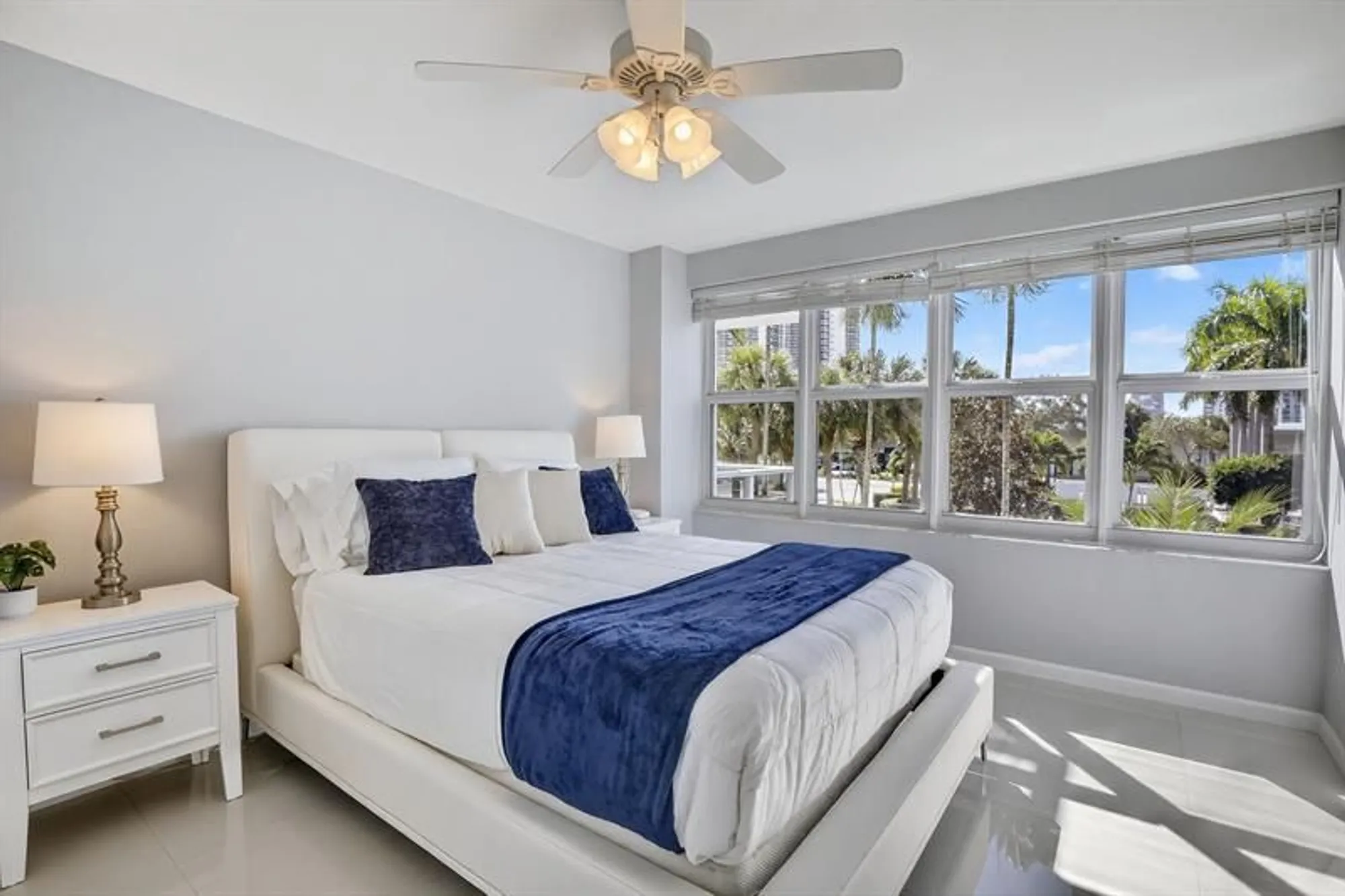 Property Slideshow image 15 of 28 | 3333 ne 34th st 209, Fort Lauderdale, FL, 33308