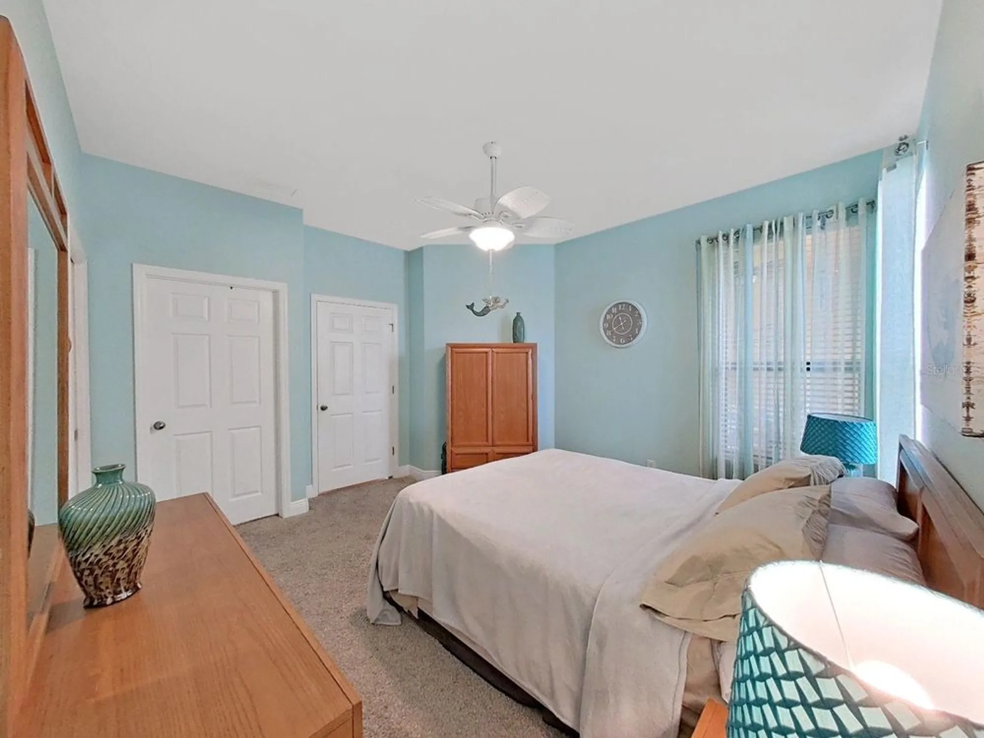 Property Slideshow image 23 of 100 | 303 bluewater falls ct, Apollo Beach, FL, 33572