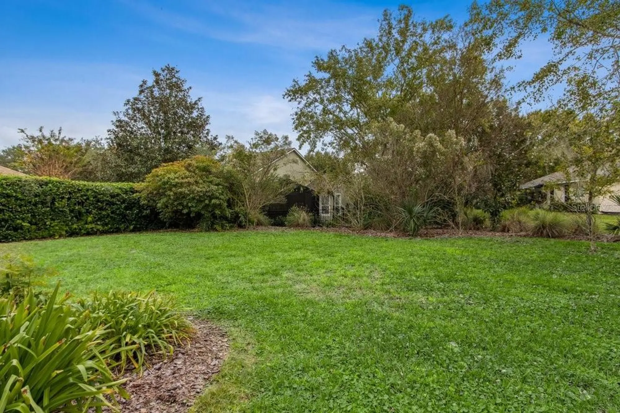 Property Slideshow image 38 of 44 | 902 heron point cir, Deland, FL, 32724