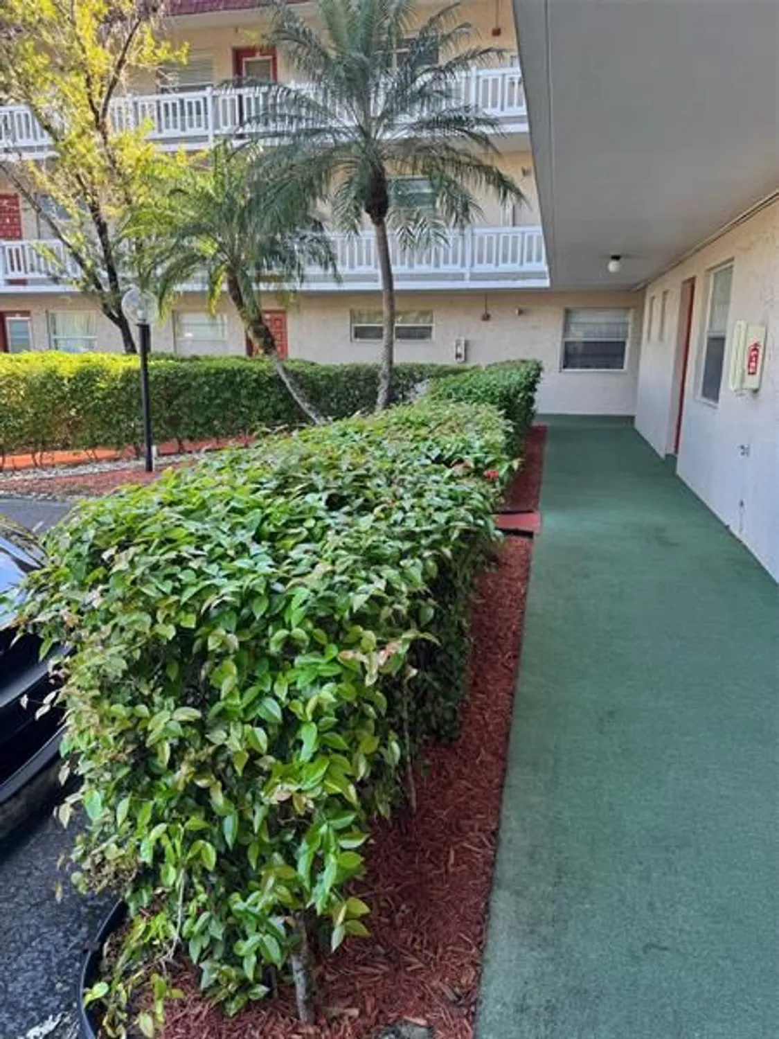 Property Slideshow image 2 of 29 | 3774 inverrary blvd 106p, Lauderhill, FL, 33319