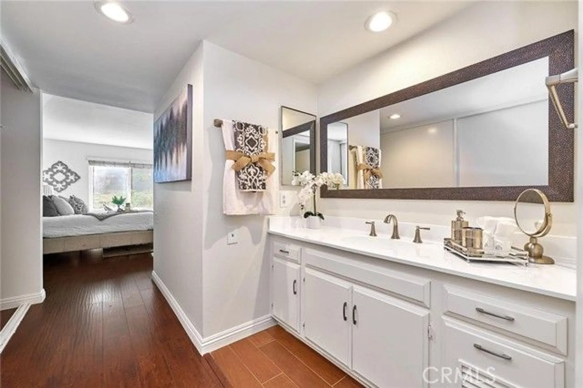 Property Slideshow image 16 of 48 | 3300 via carrizo d, Laguna Woods, CA, 92637