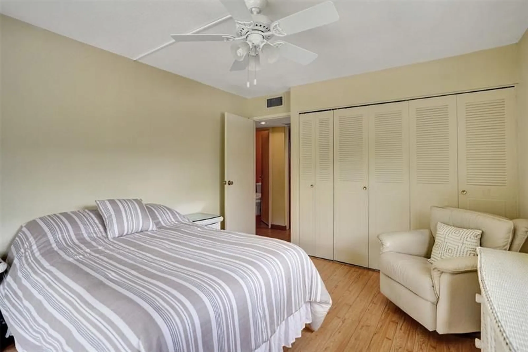 Property Slideshow image 14 of 31 | 232 tuscany d # 232, Delray Beach, FL, 33446