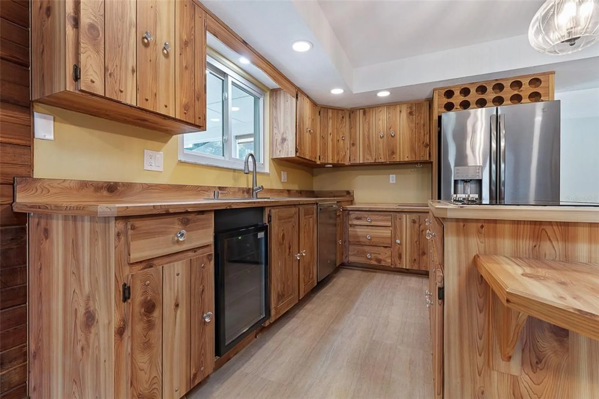 Property Slideshow image 17 of 48 | 521 pelican bay dr, Daytona Beach, FL, 32119