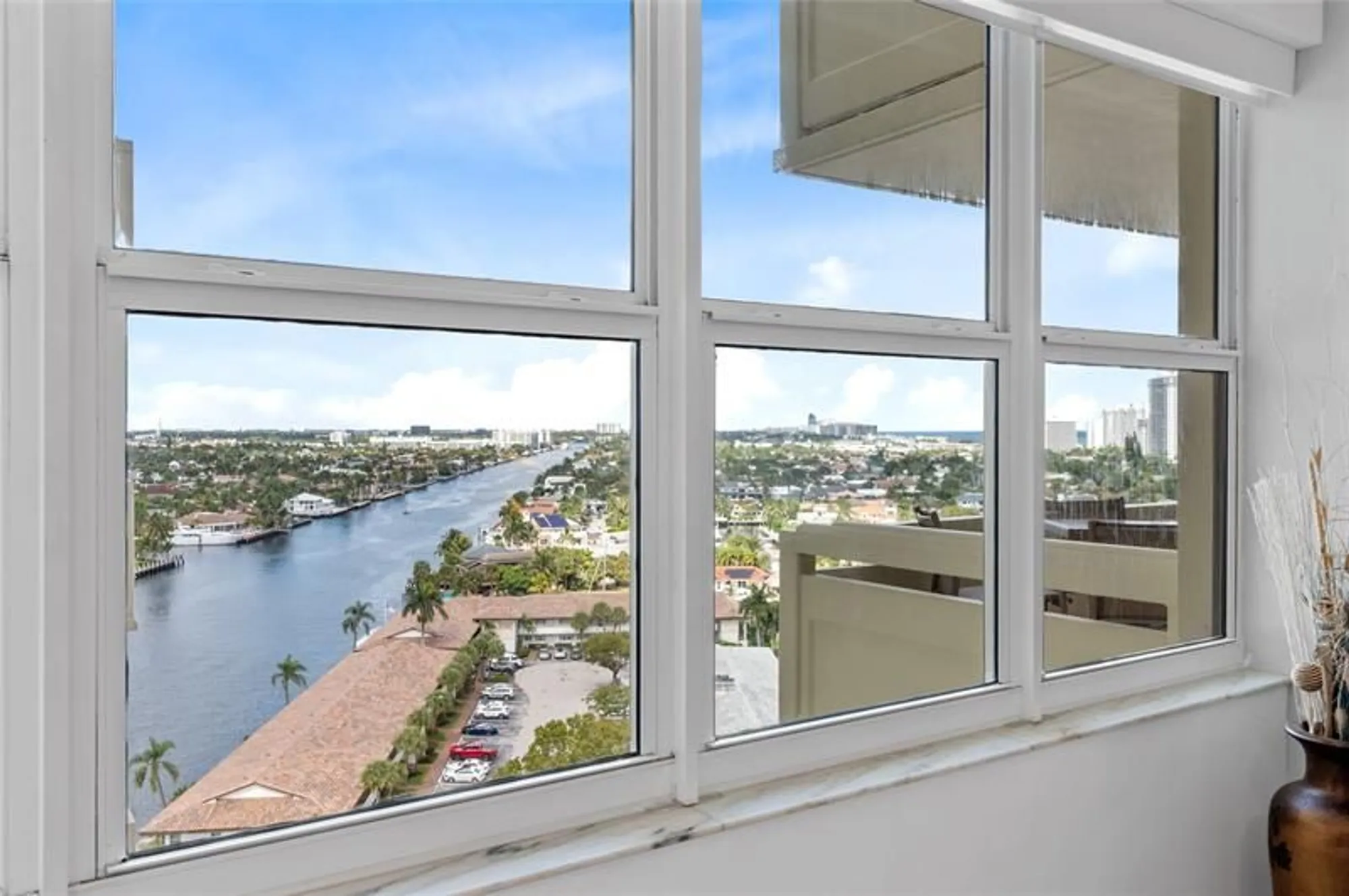 Property Slideshow image 7 of 41 | 3200 ne 36th st 1612, Fort Lauderdale, FL, 33308