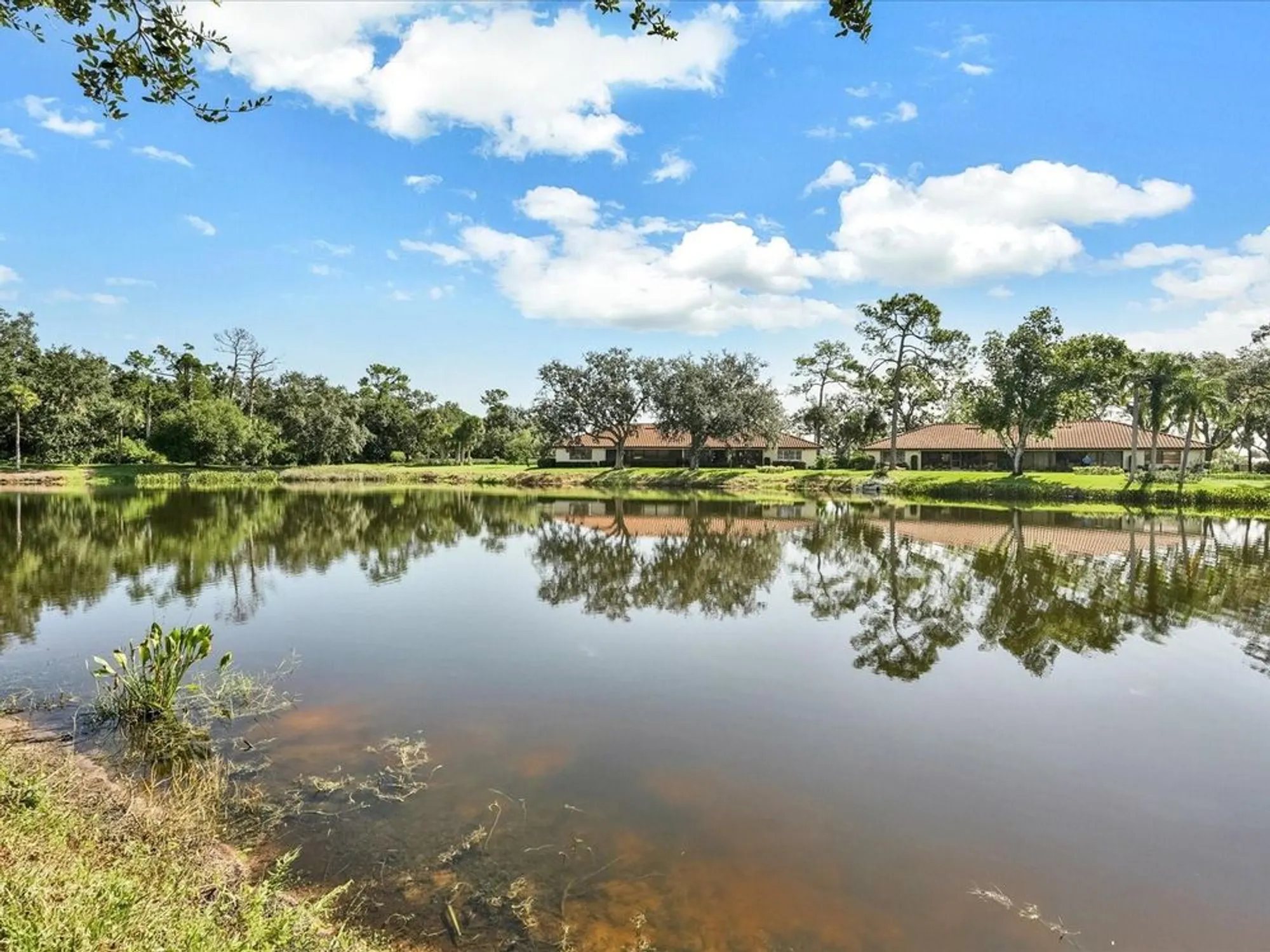 Property Slideshow image 17 of 19 | 7261 golf pointe way way, Sarasota, FL, 34243