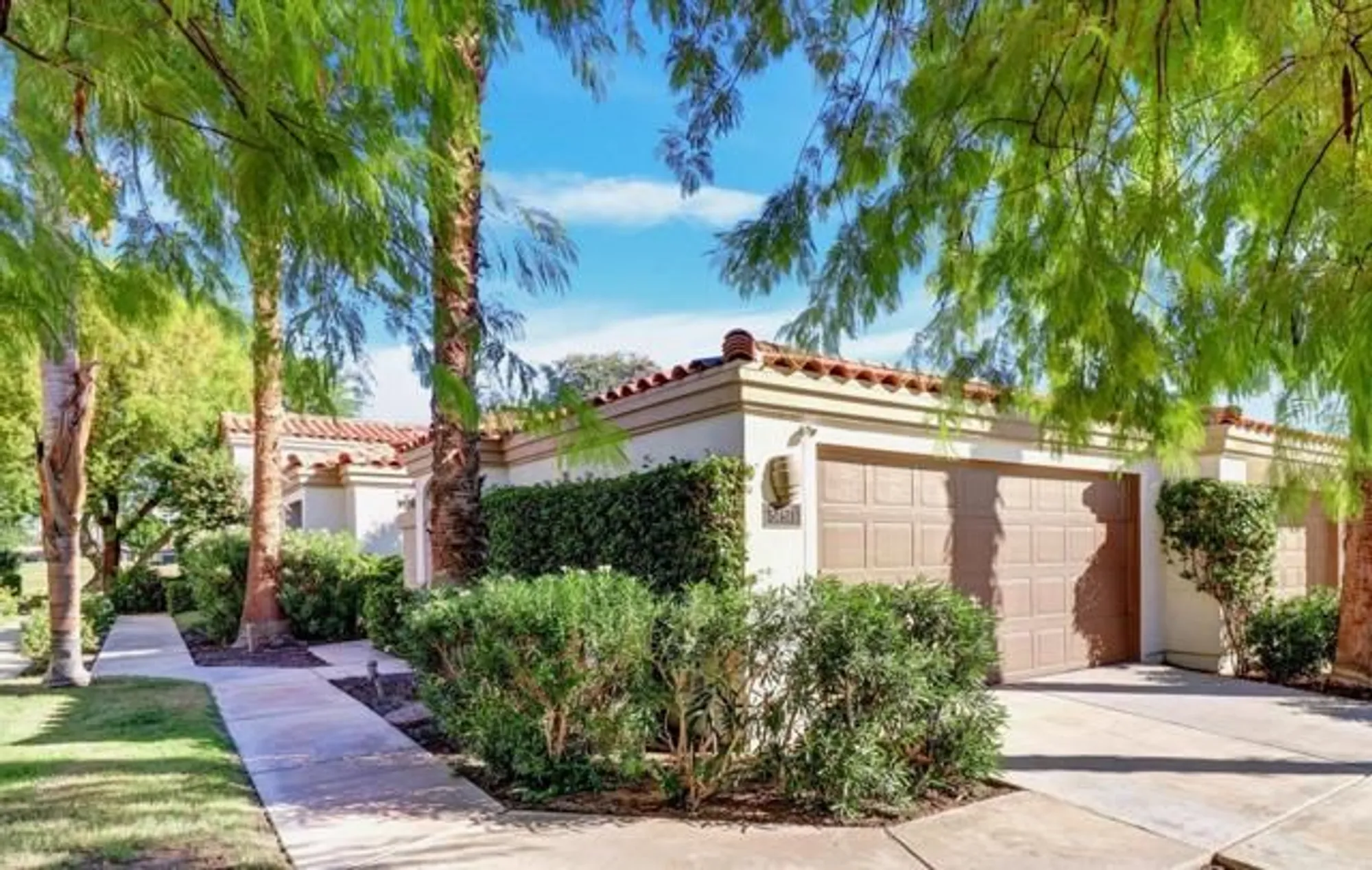 Property Slideshow image 2 of 24 | 54671 inverness way, La Quinta, CA, 92253