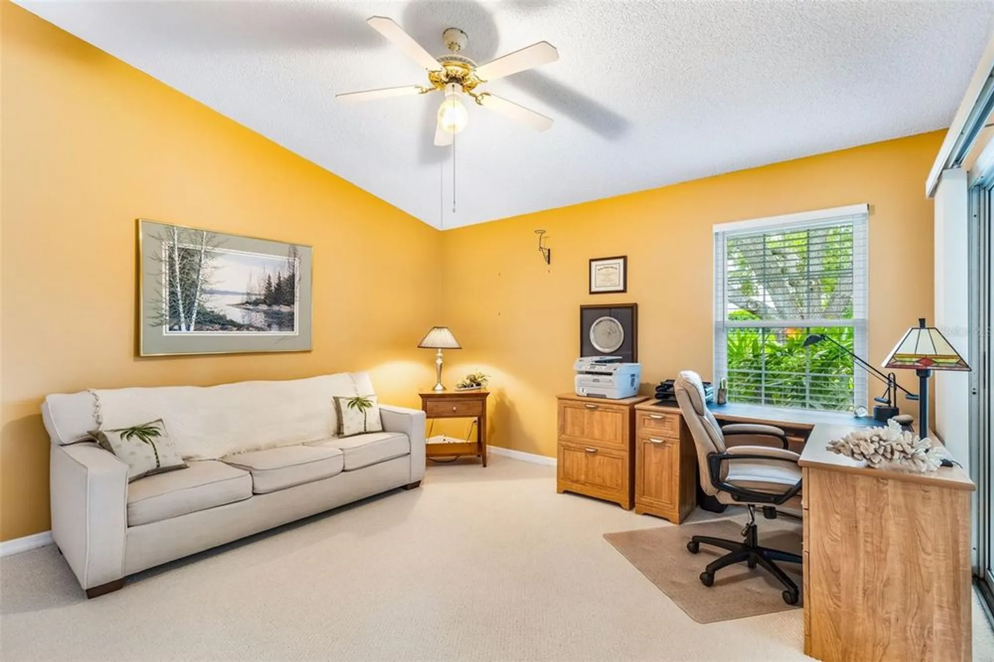 Property Slideshow image 14 of 60 | 26740 cash ct, Leesburg, FL, 34748
