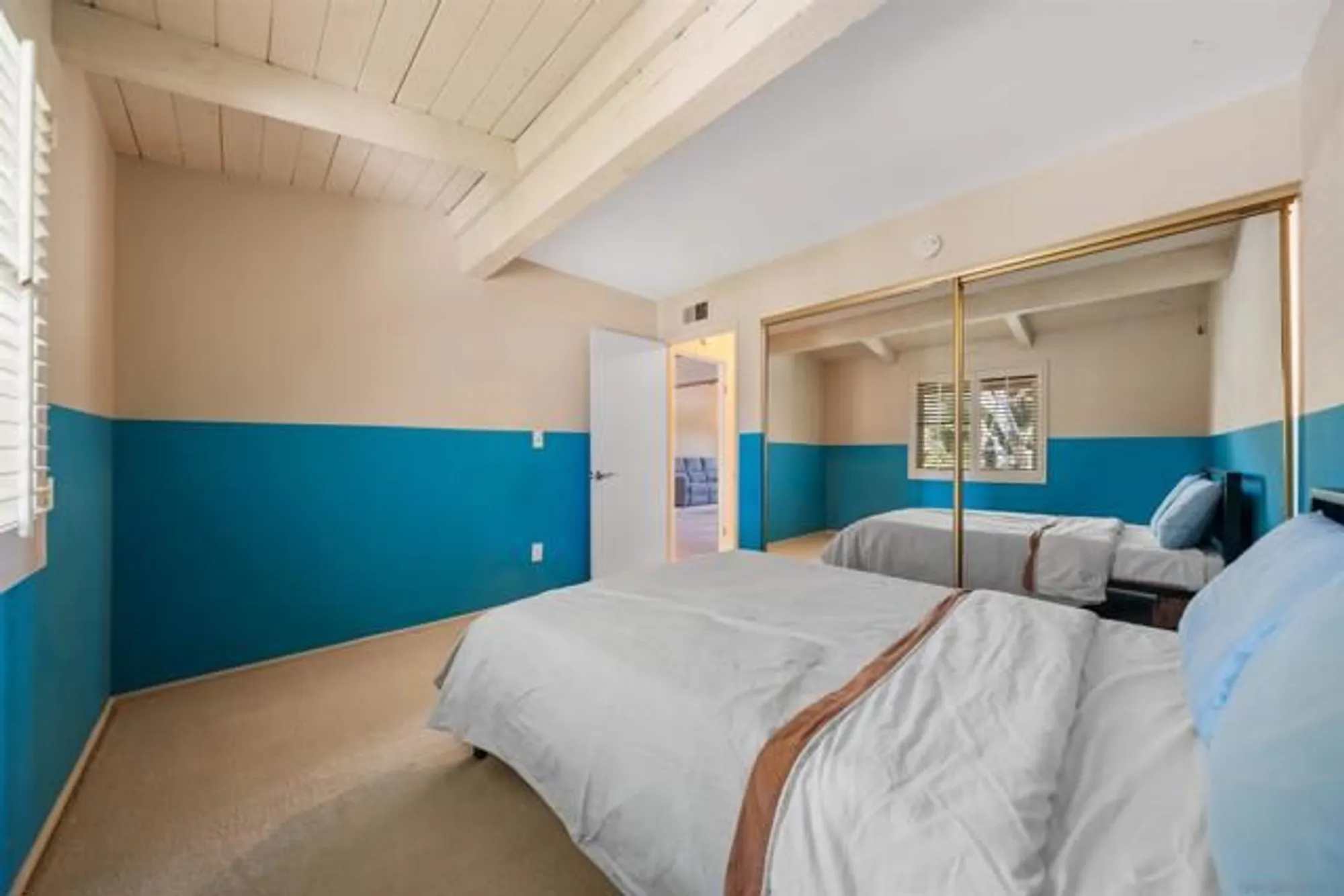 Property Slideshow image 23 of 50 | 1940 fairway circle dr, San Marcos, CA, 92078