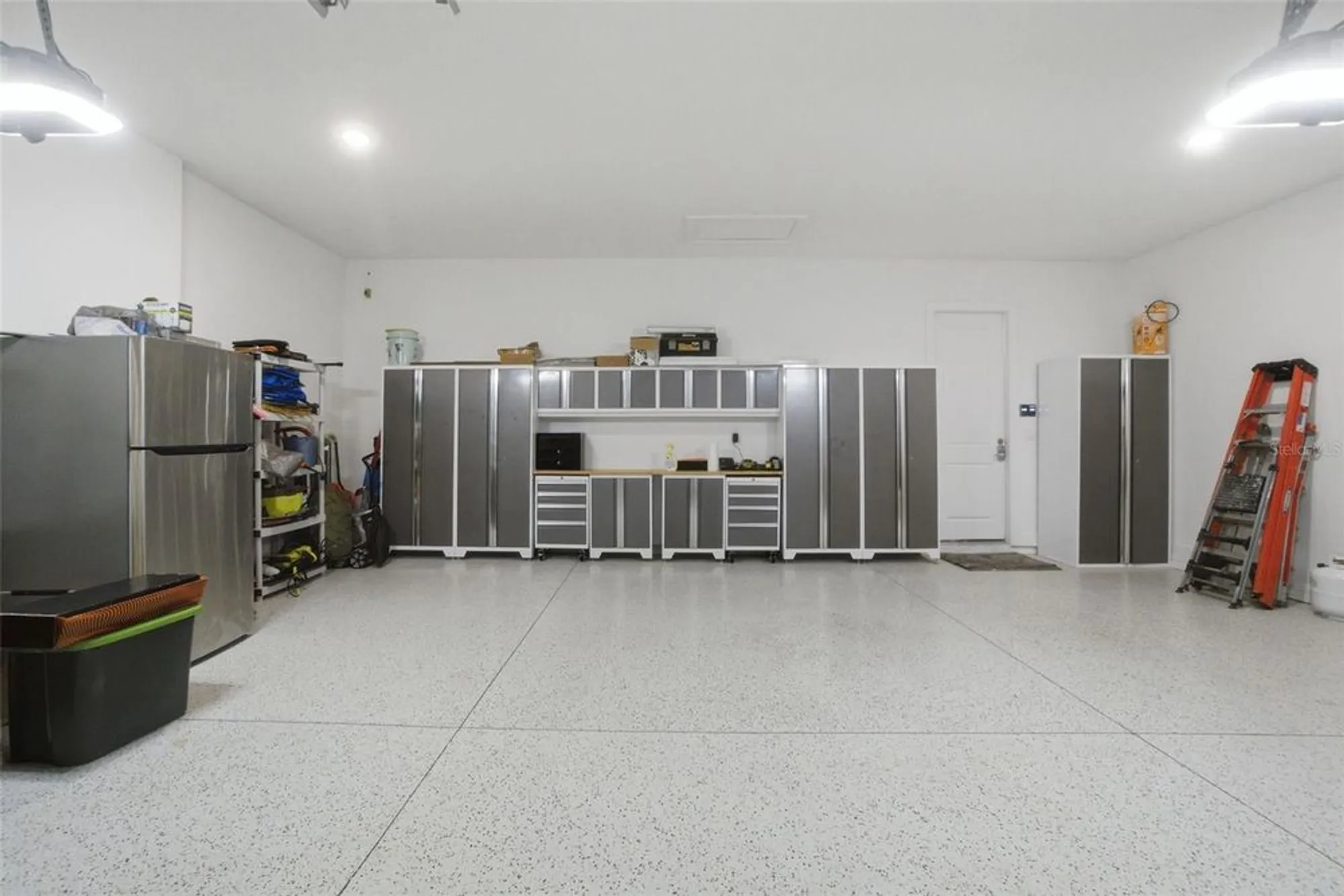 Property Slideshow image 45 of 71 | 5027 kiva cir, Bradenton, FL, 34211