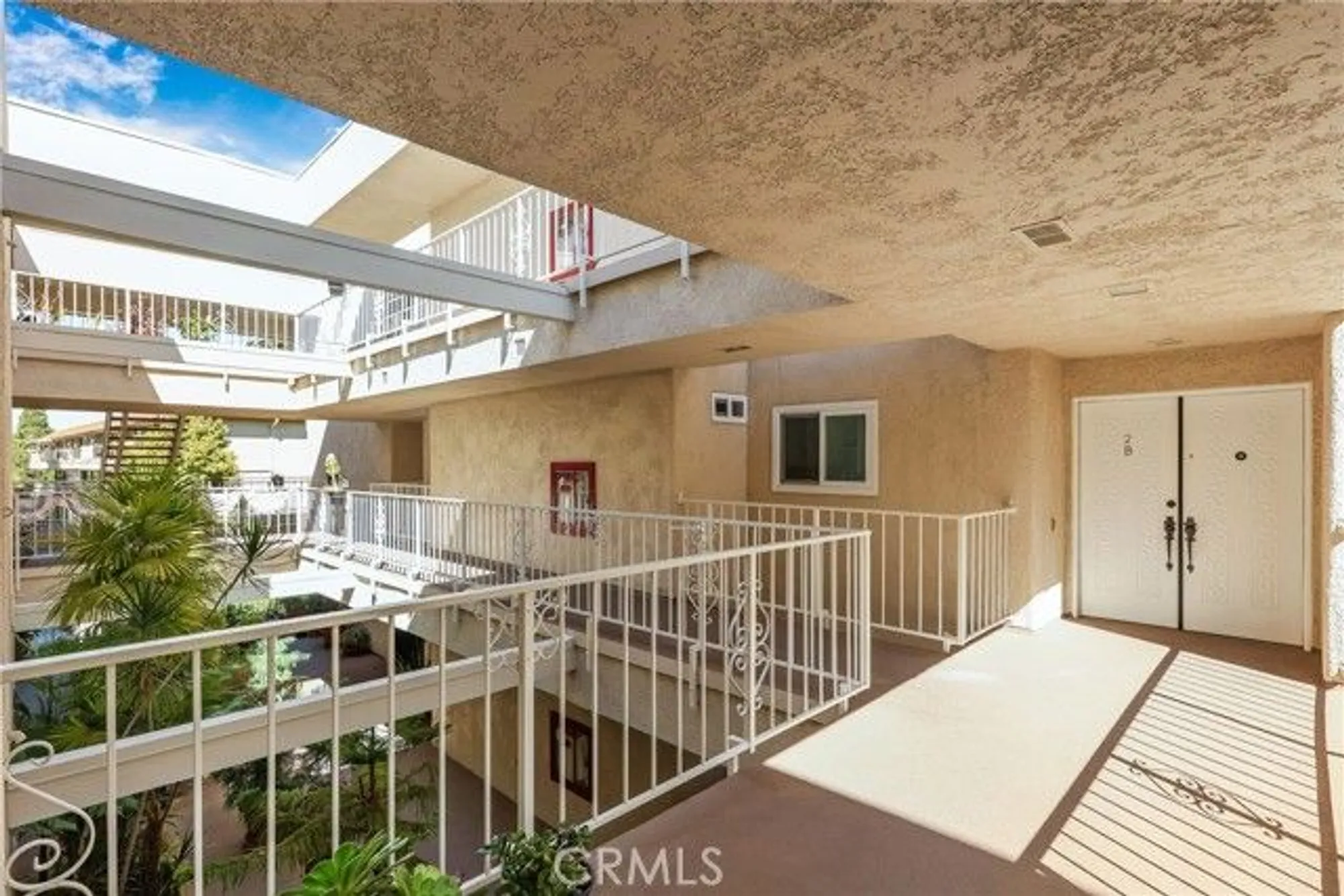 Property Slideshow image 19 of 22 | 2386 via mariposa 2b, Laguna Woods, CA, 92637