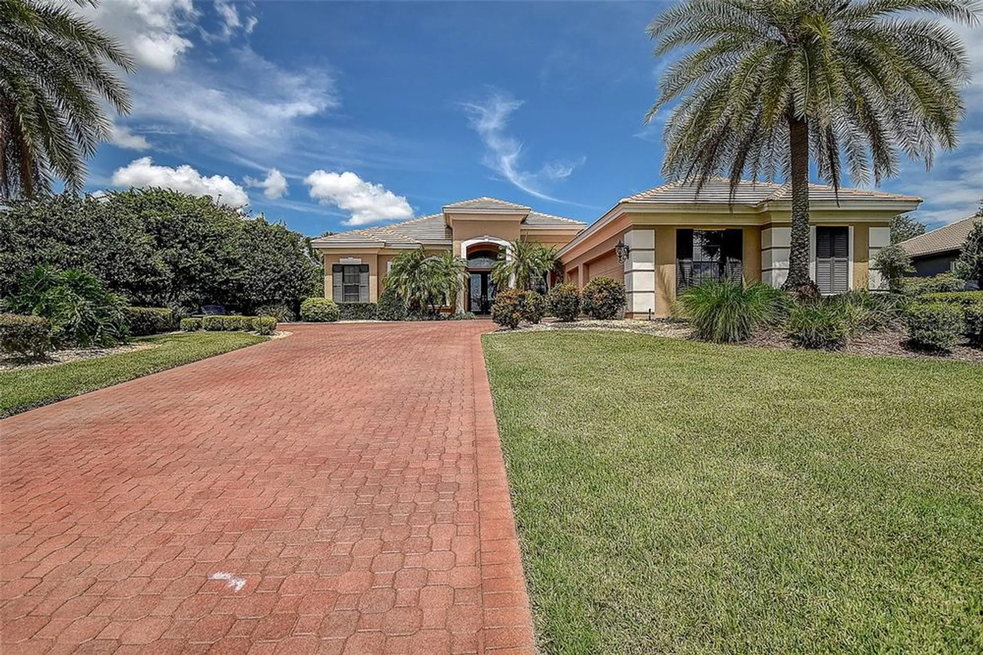 Property Slideshow image 5 of 66 | 12713 grand traverse dr, Dade City, FL, 33525