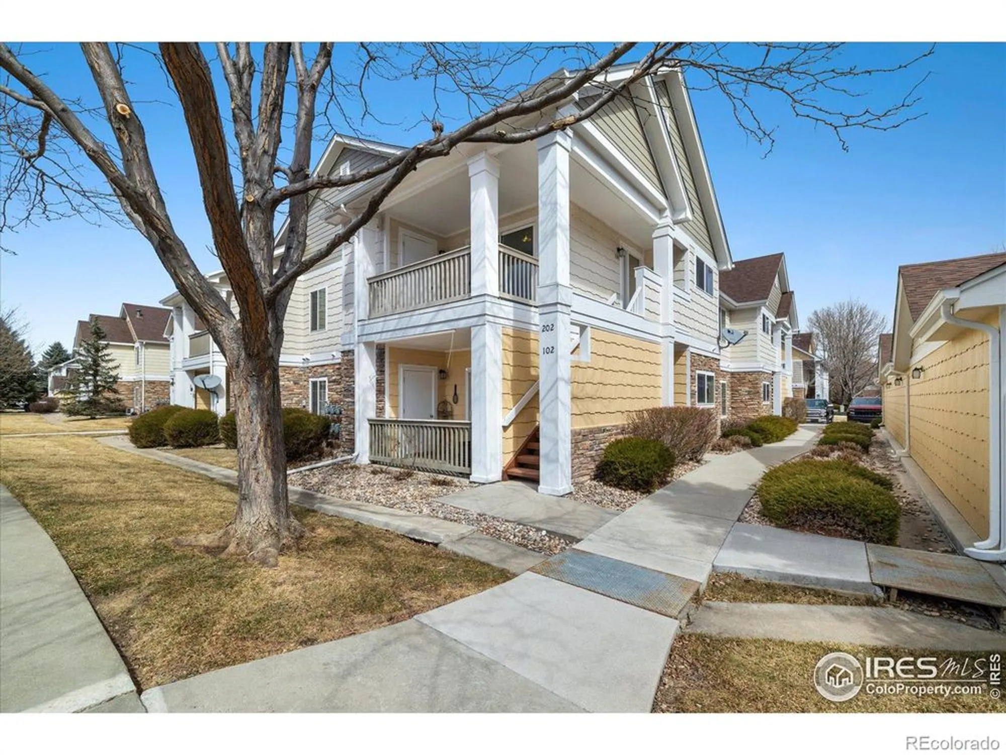 Property Slideshow image 3 of 33 | 4615 hahns peak dr unit 202, Loveland, CO, 80538