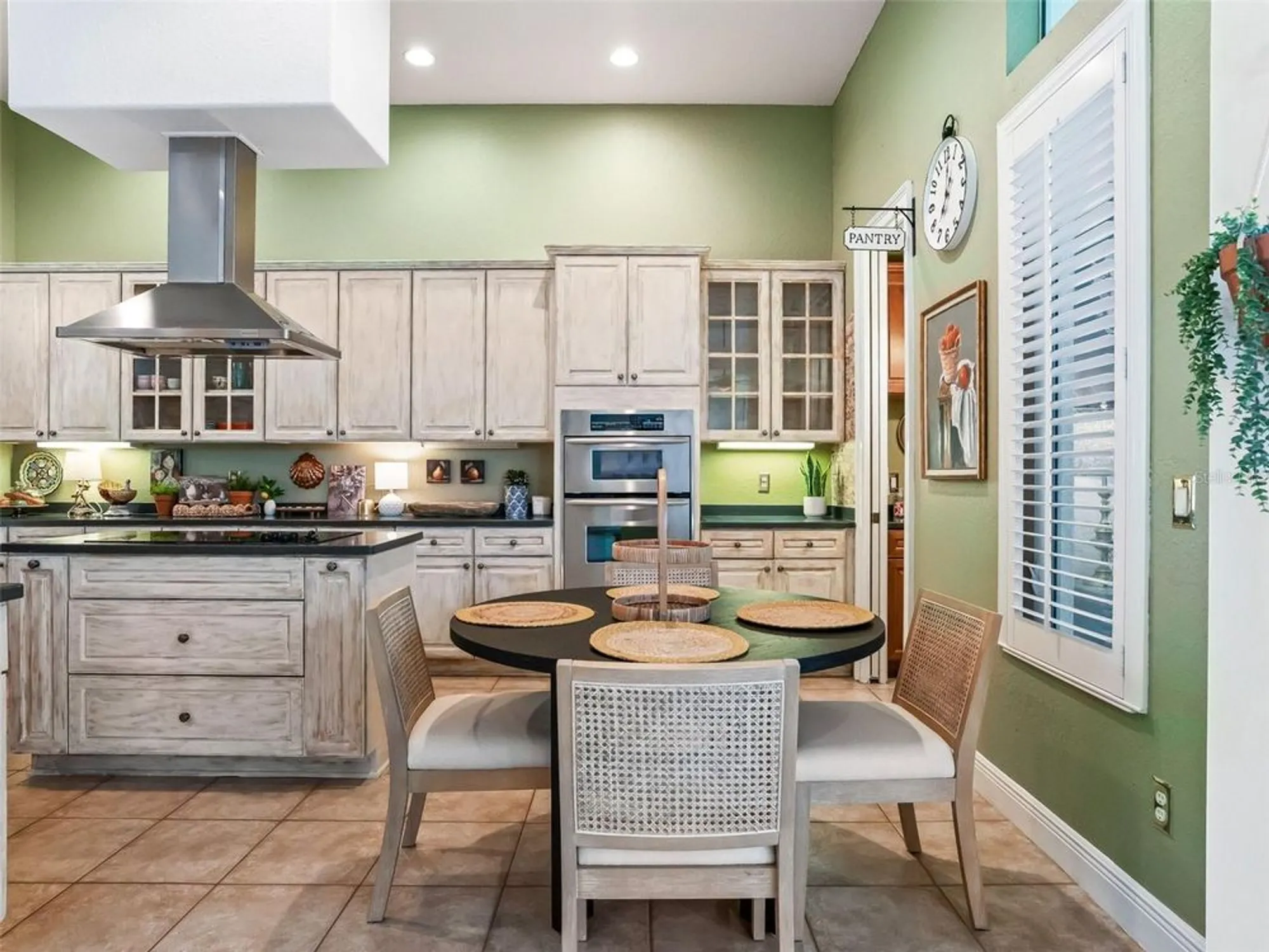 Property Slideshow image 21 of 52 | 39023 griffin lndg, Lady Lake, FL, 32159