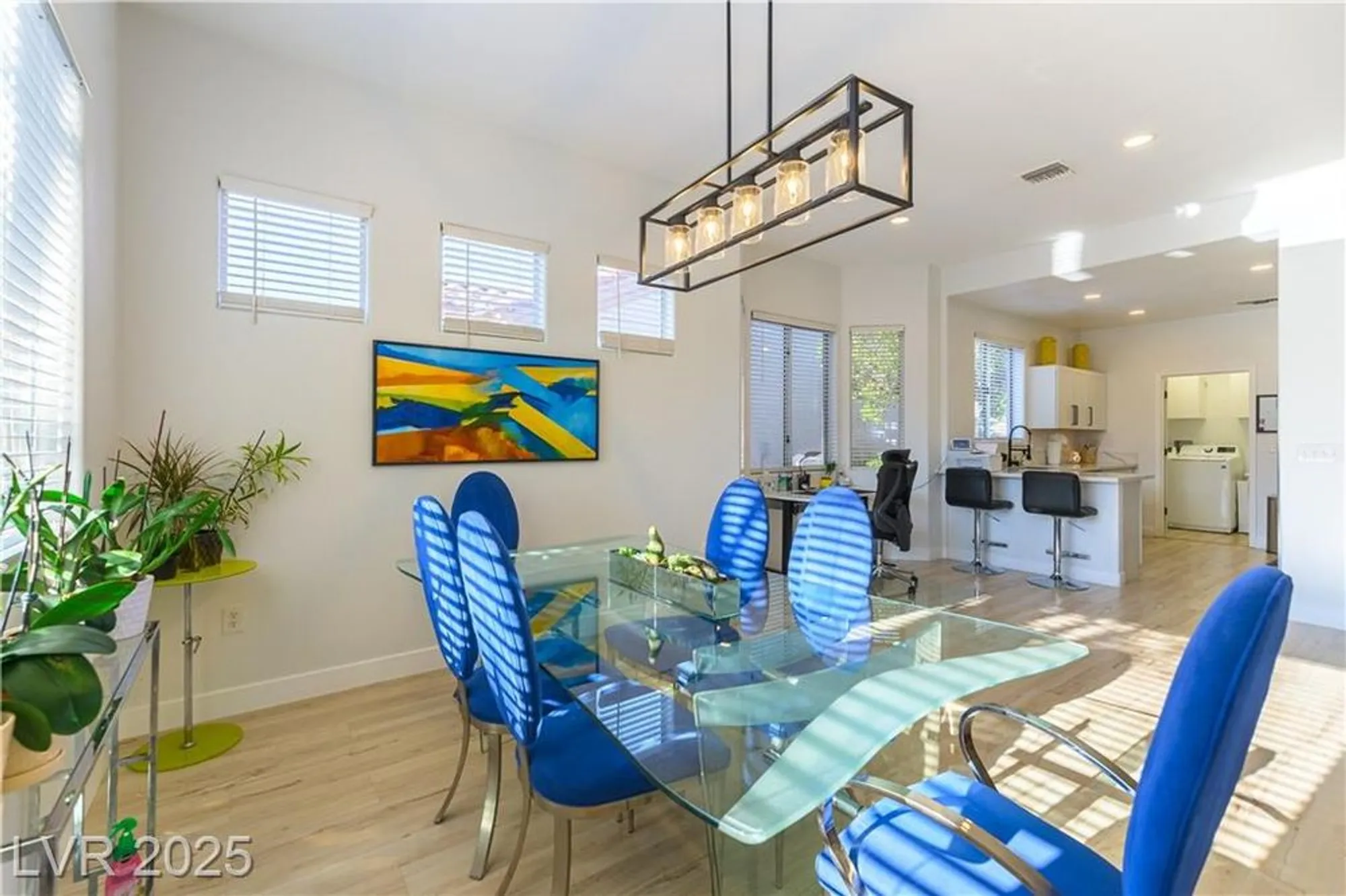 Property Slideshow image 7 of 27 | 2011 sun cliffs st, Las Vegas, NV, 89134