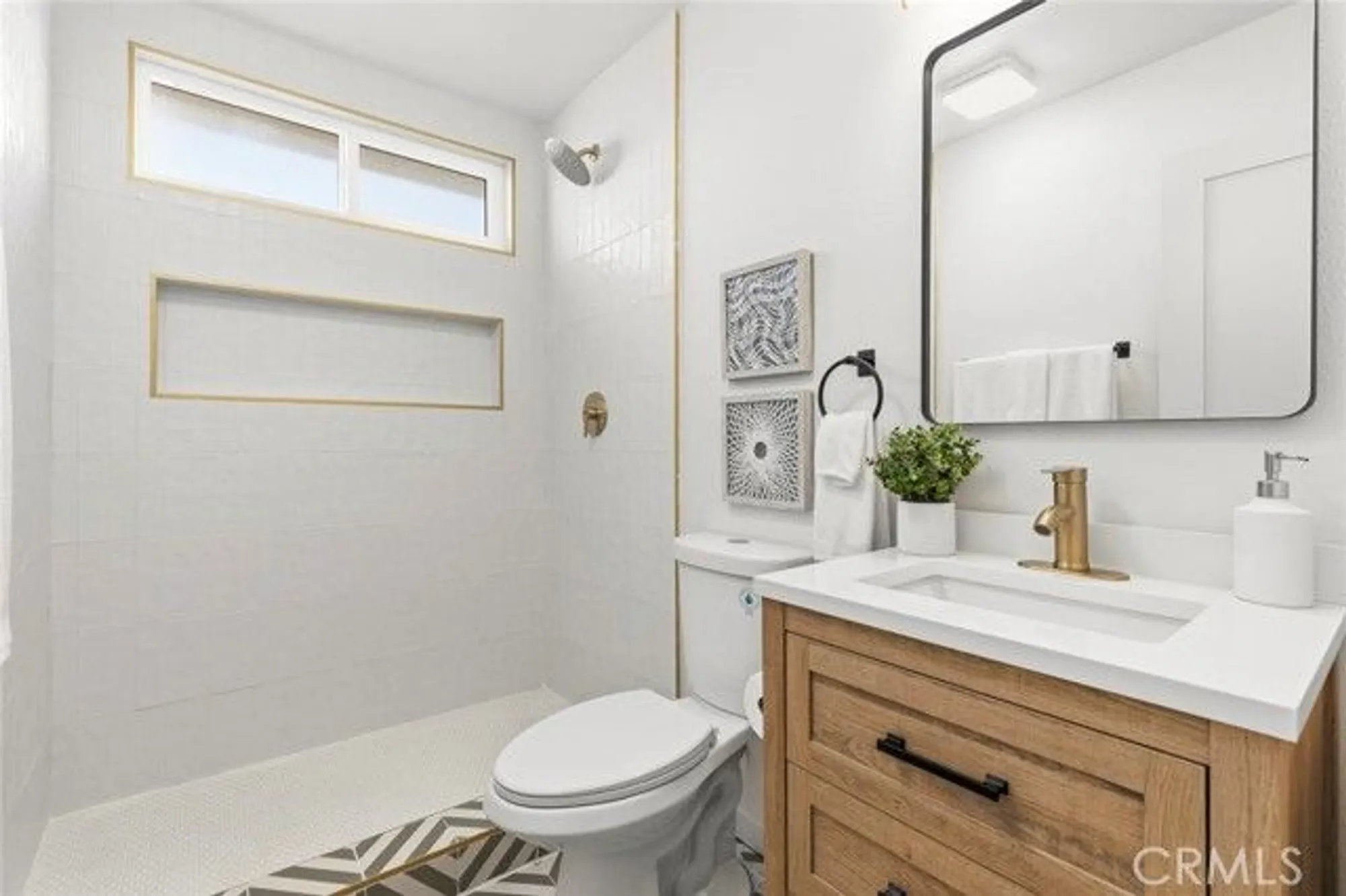 Property Slideshow image 13 of 24 | 3648 mira pacific dr, Oceanside, CA, 92056