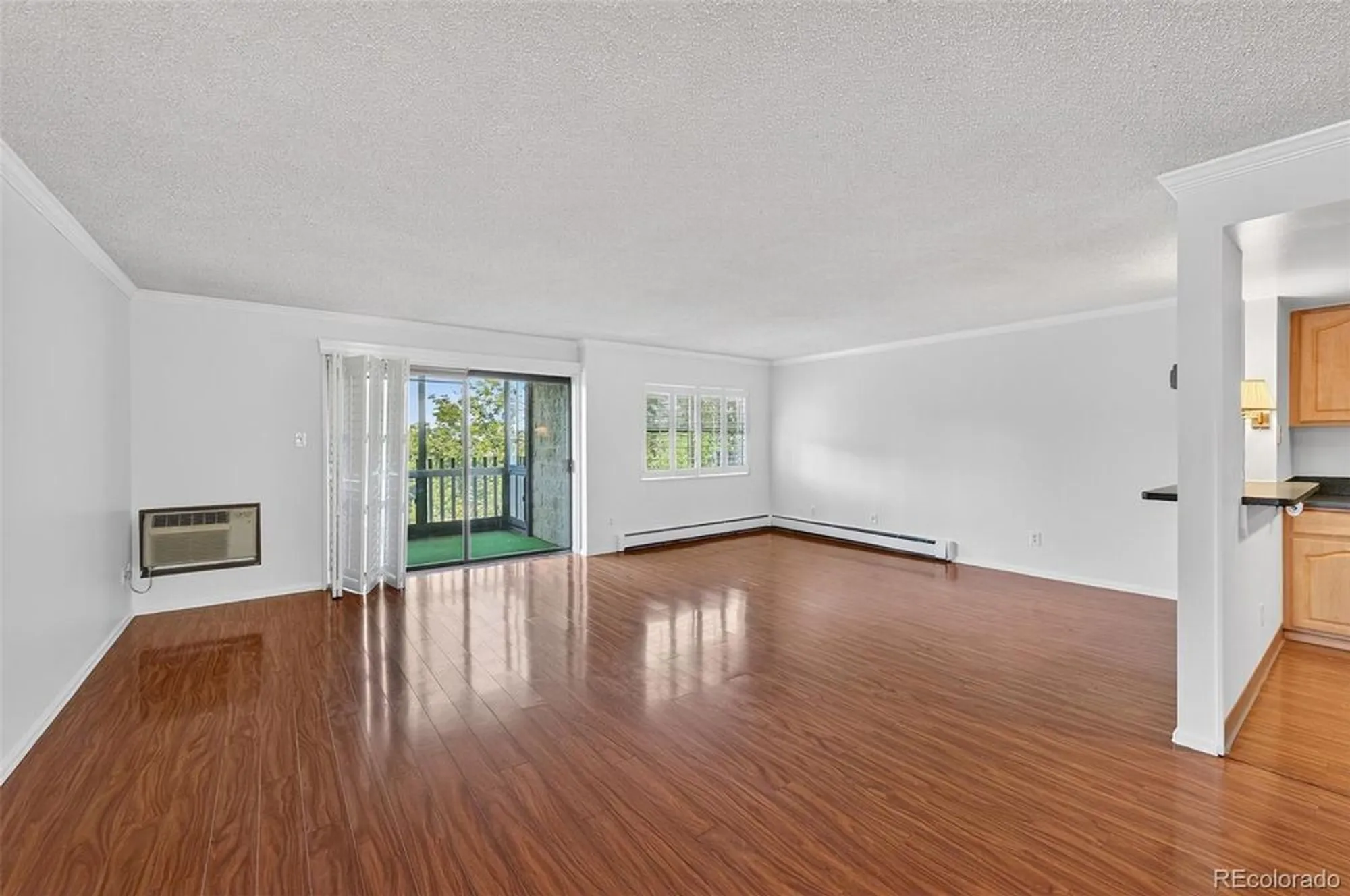 Property Slideshow image 6 of 41 | 13691 e marina dr 412, Aurora, CO, 80014