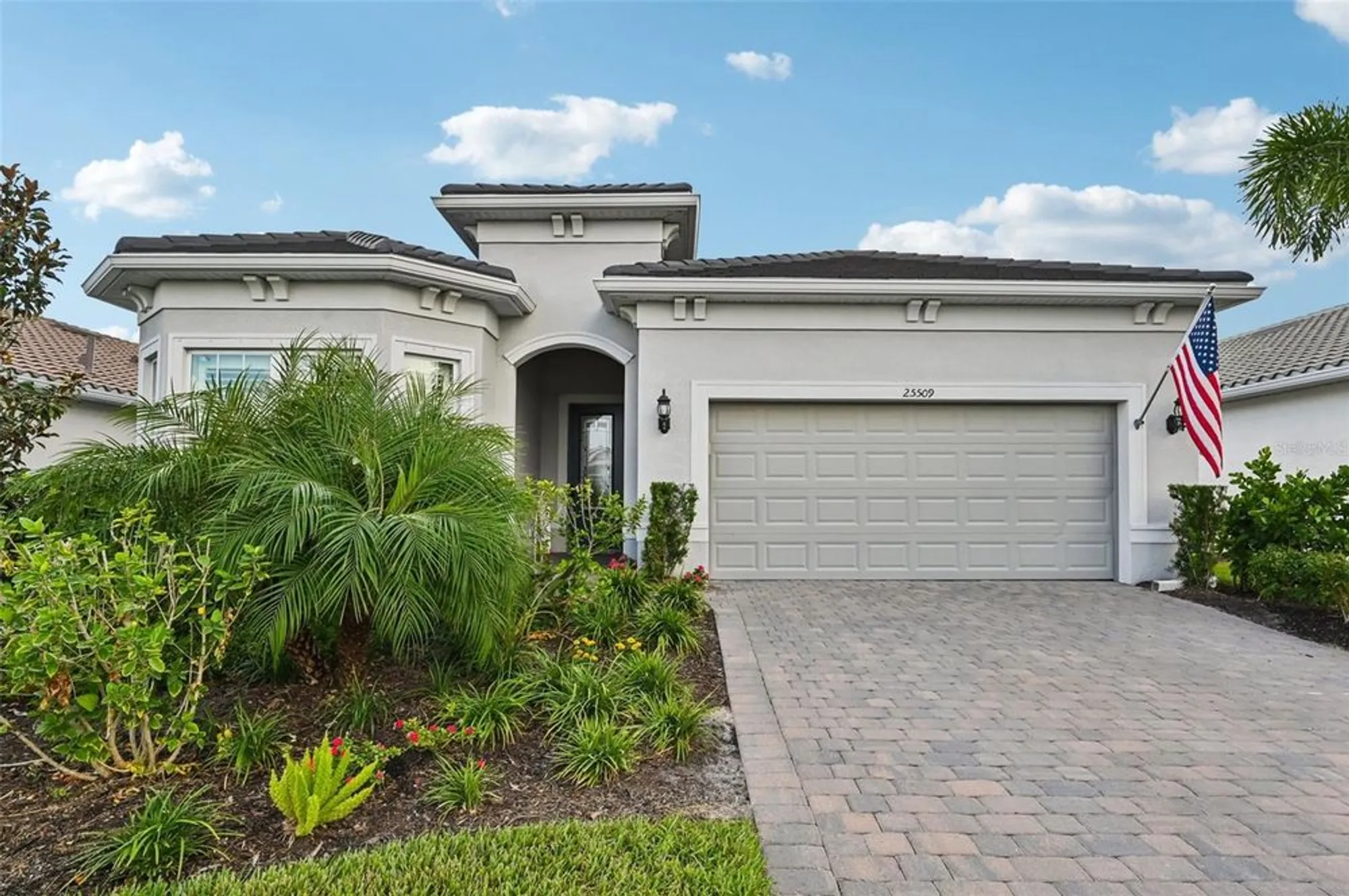 Property Slideshow image 1 of 40 | 25509 royal tern ln, Englewood, FL, 34223