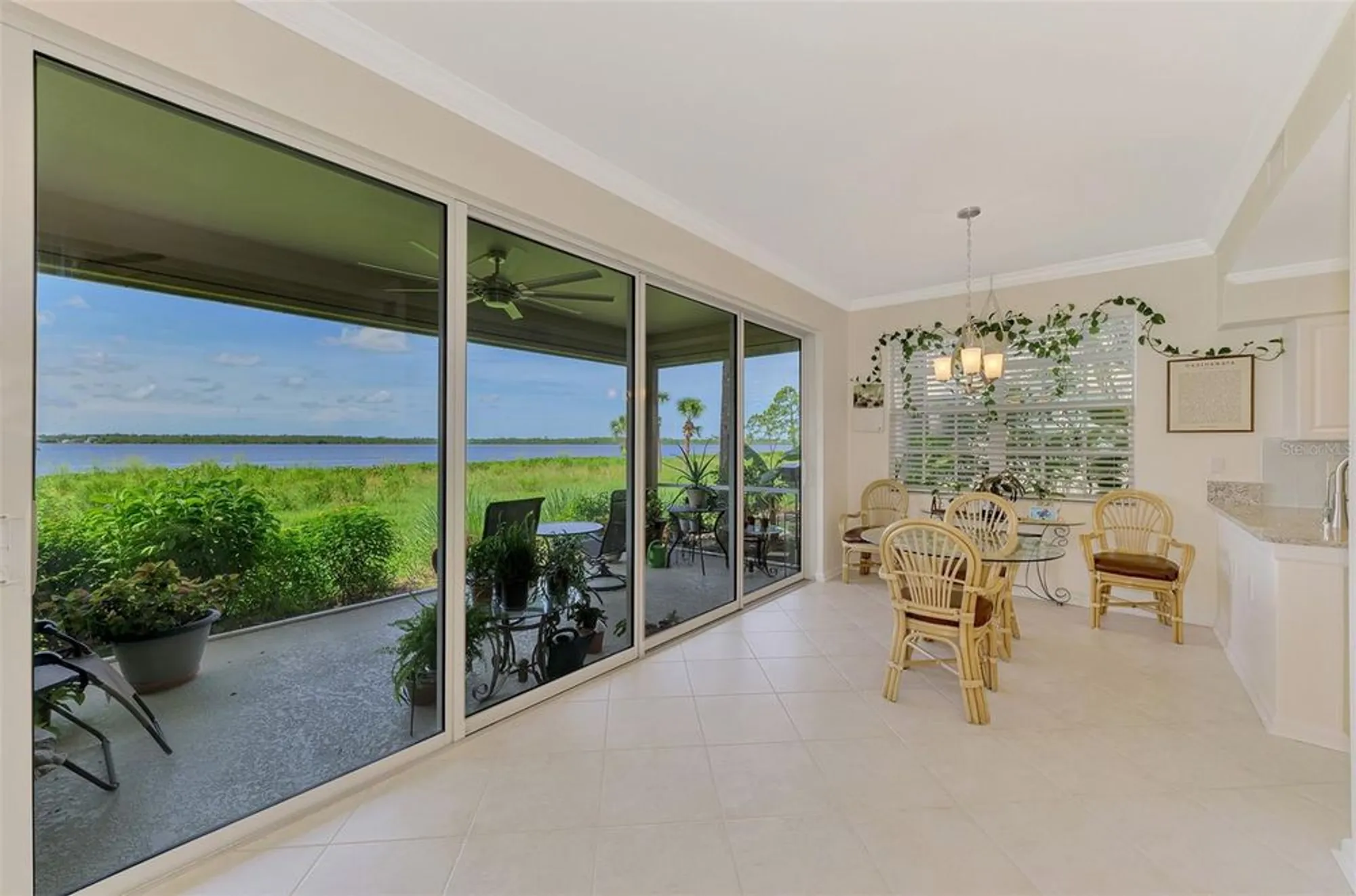 Property Slideshow image 17 of 81 | 4620 club dr unit 102, Port Charlotte, FL, 33953