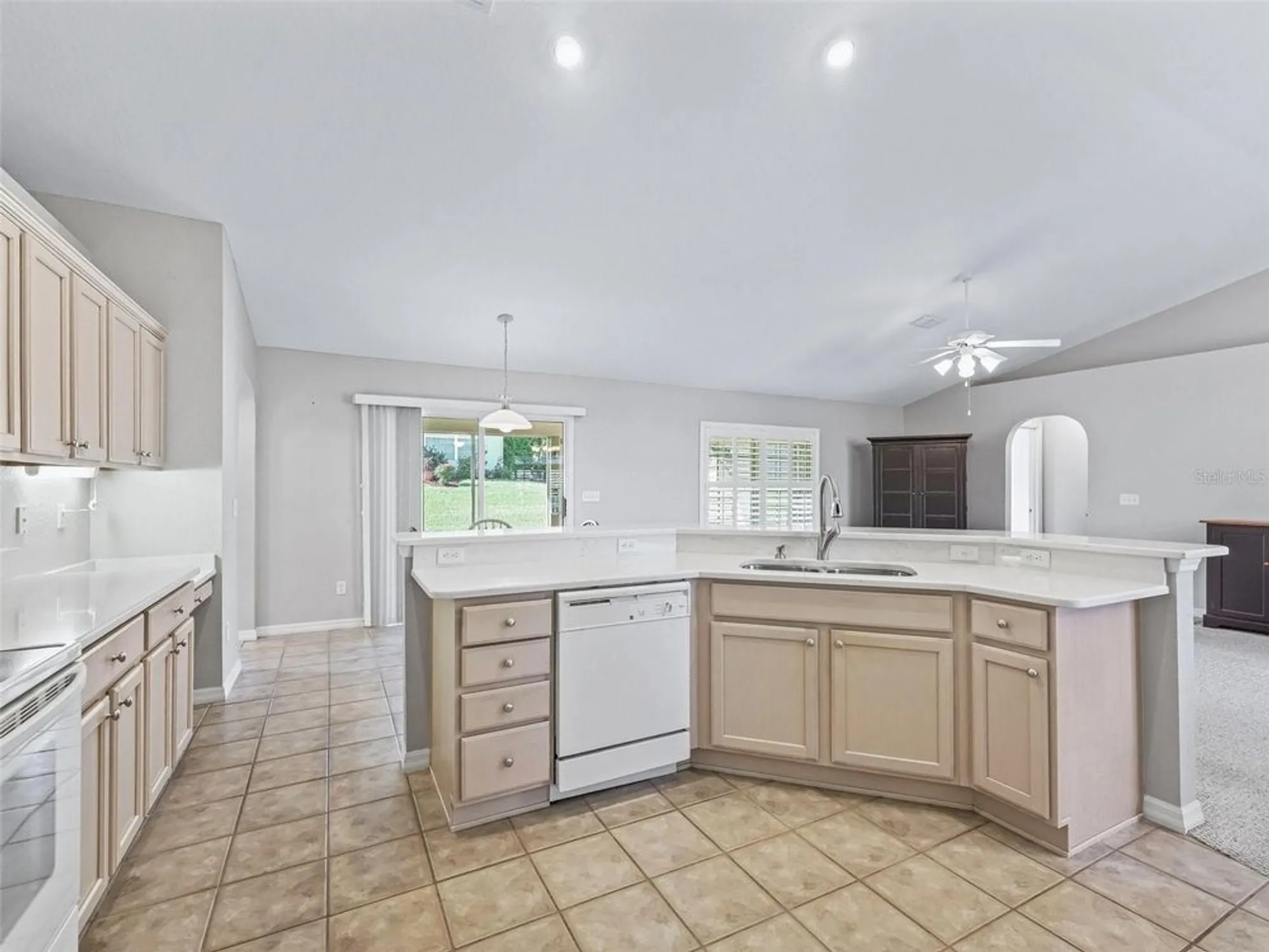Property Slideshow image 23 of 69 | 11092 se 174th loop, Summerfield, FL, 34491