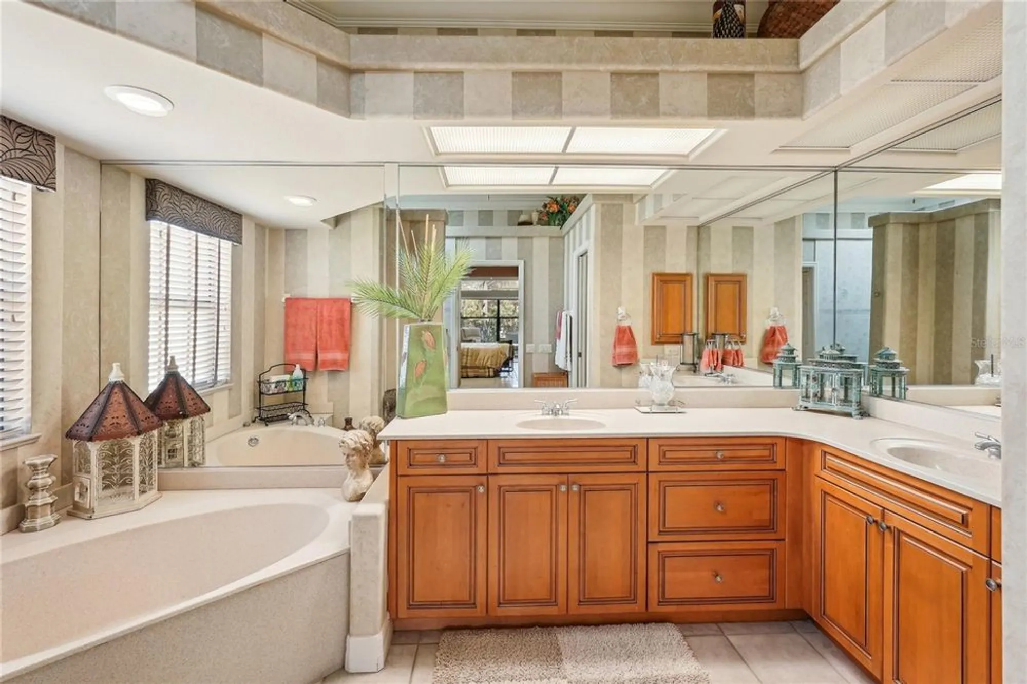 Property Slideshow image 20 of 52 | 5112 white ibis dr, North Port, FL, 34287