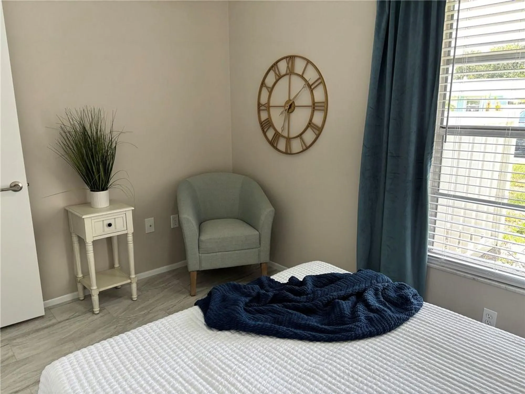 Property Slideshow image 18 of 21 | 3703 39th st w # 11, Bradenton, FL, 34205