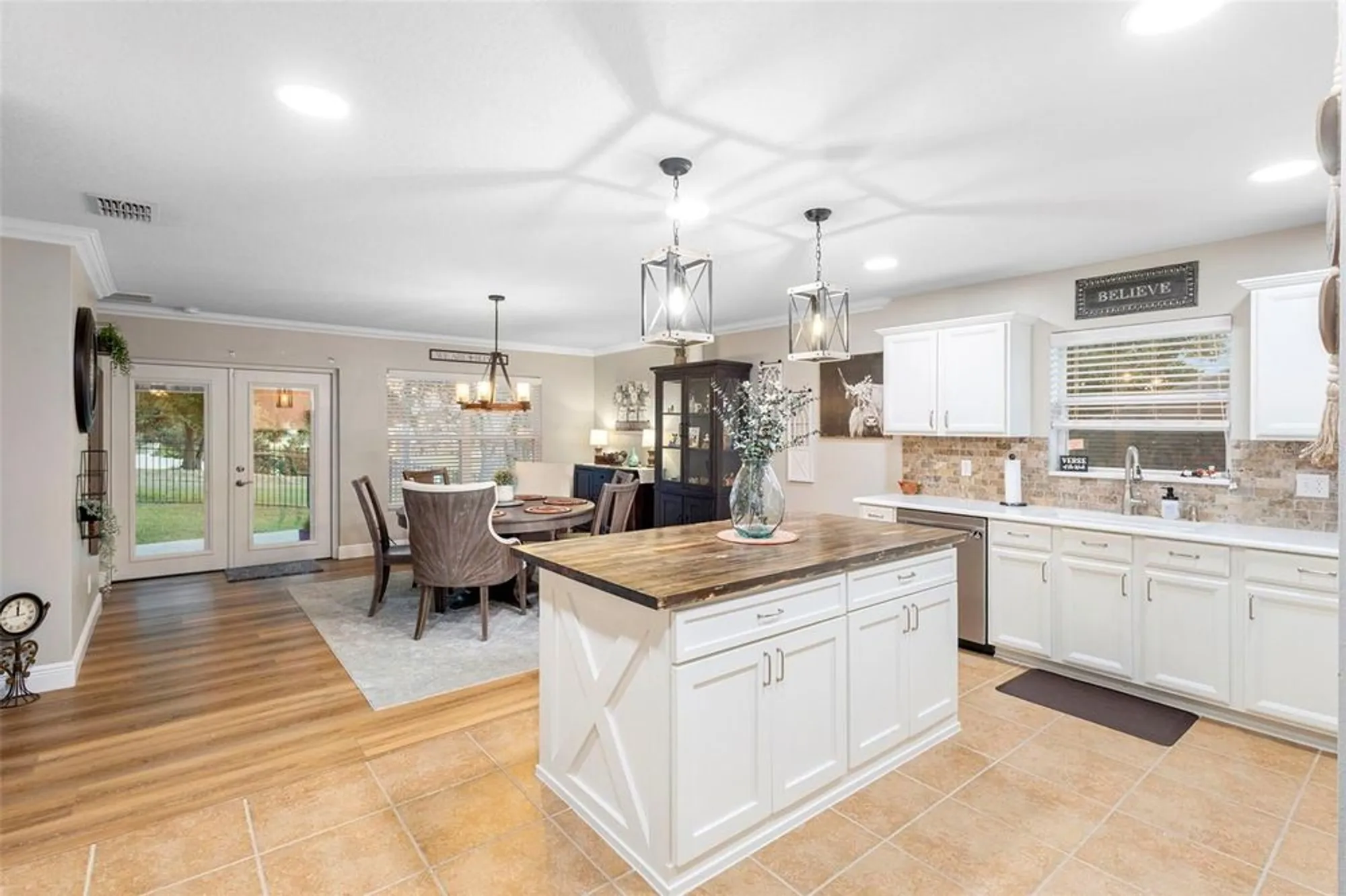 Property Slideshow image 13 of 52 | 30118 cheval st, Mount Dora, FL, 32757
