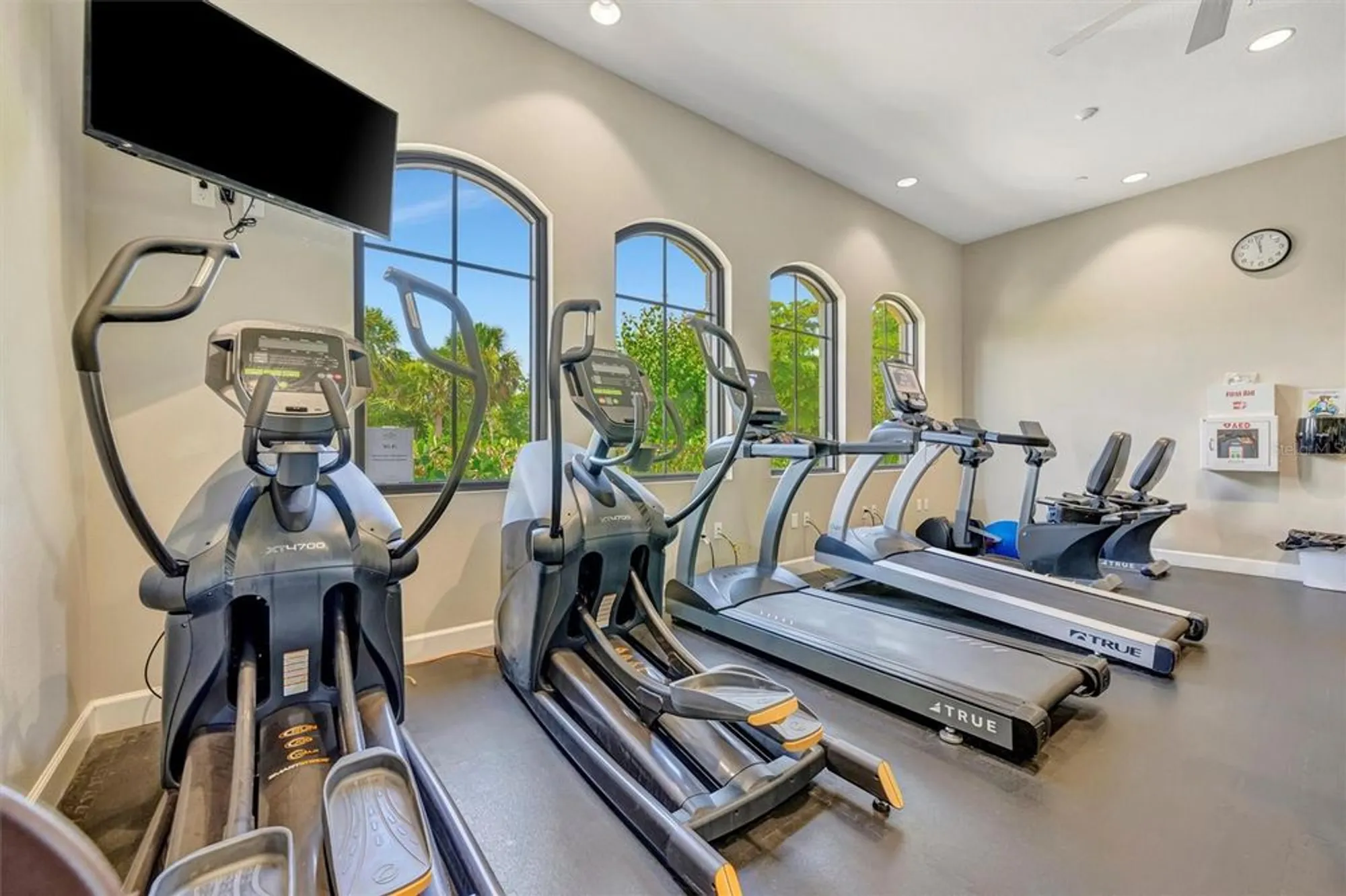 Property Slideshow image 69 of 86 | 5548 sentiero dr, Nokomis, FL, 34275