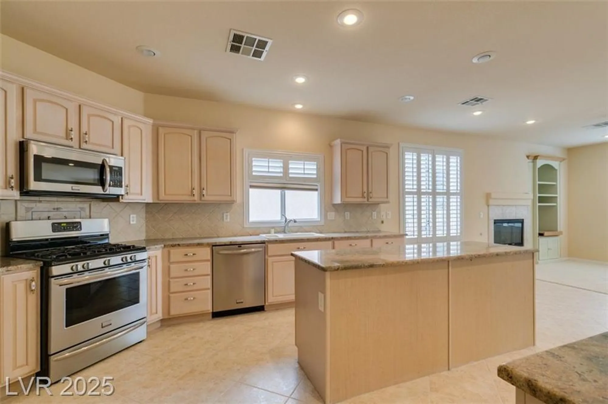 Property Slideshow image 35 of 70 | 10606 mandarino ave, Las Vegas, NV, 89135
