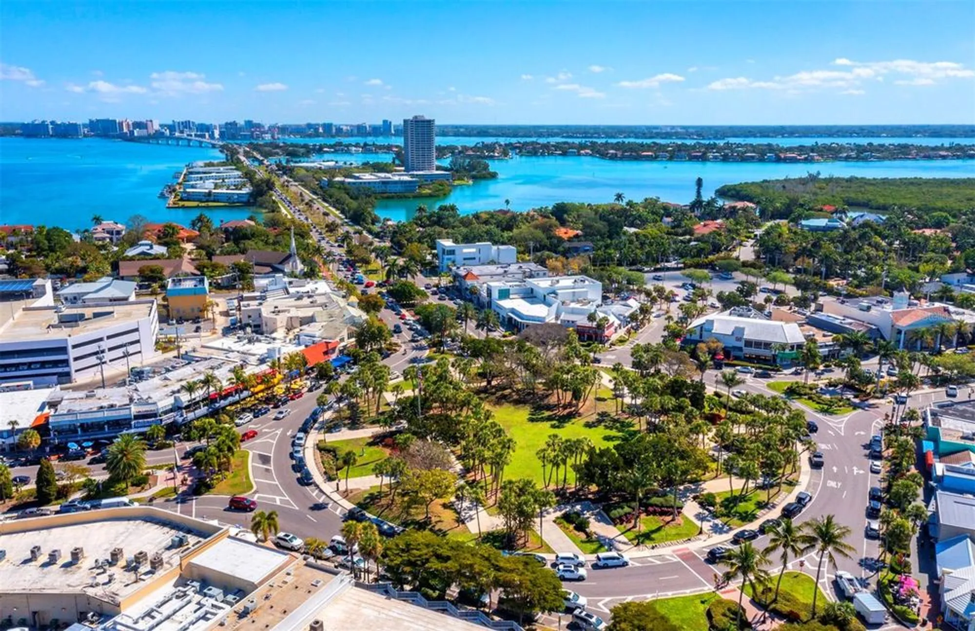 Property Slideshow image 60 of 67 | 6110 country club way 102, Sarasota, FL, 34243