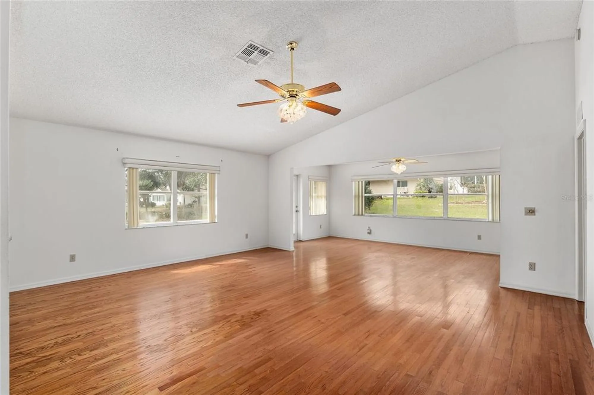 Property Slideshow image 13 of 54 | 9064 sw 91st cir, Ocala, FL, 34481