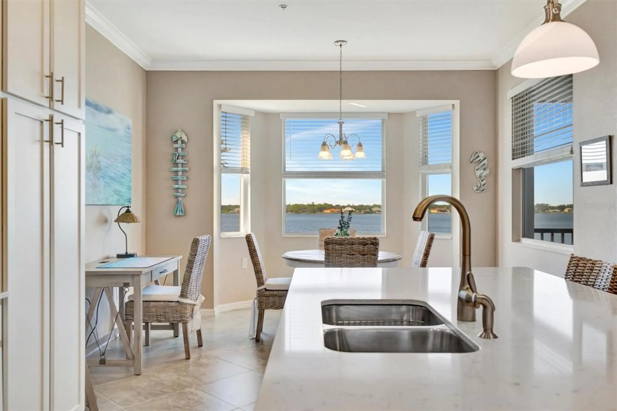 Property Slideshow image 14 of 67 | 1020 tidewater shores loop 405, Bradenton, FL, 34208