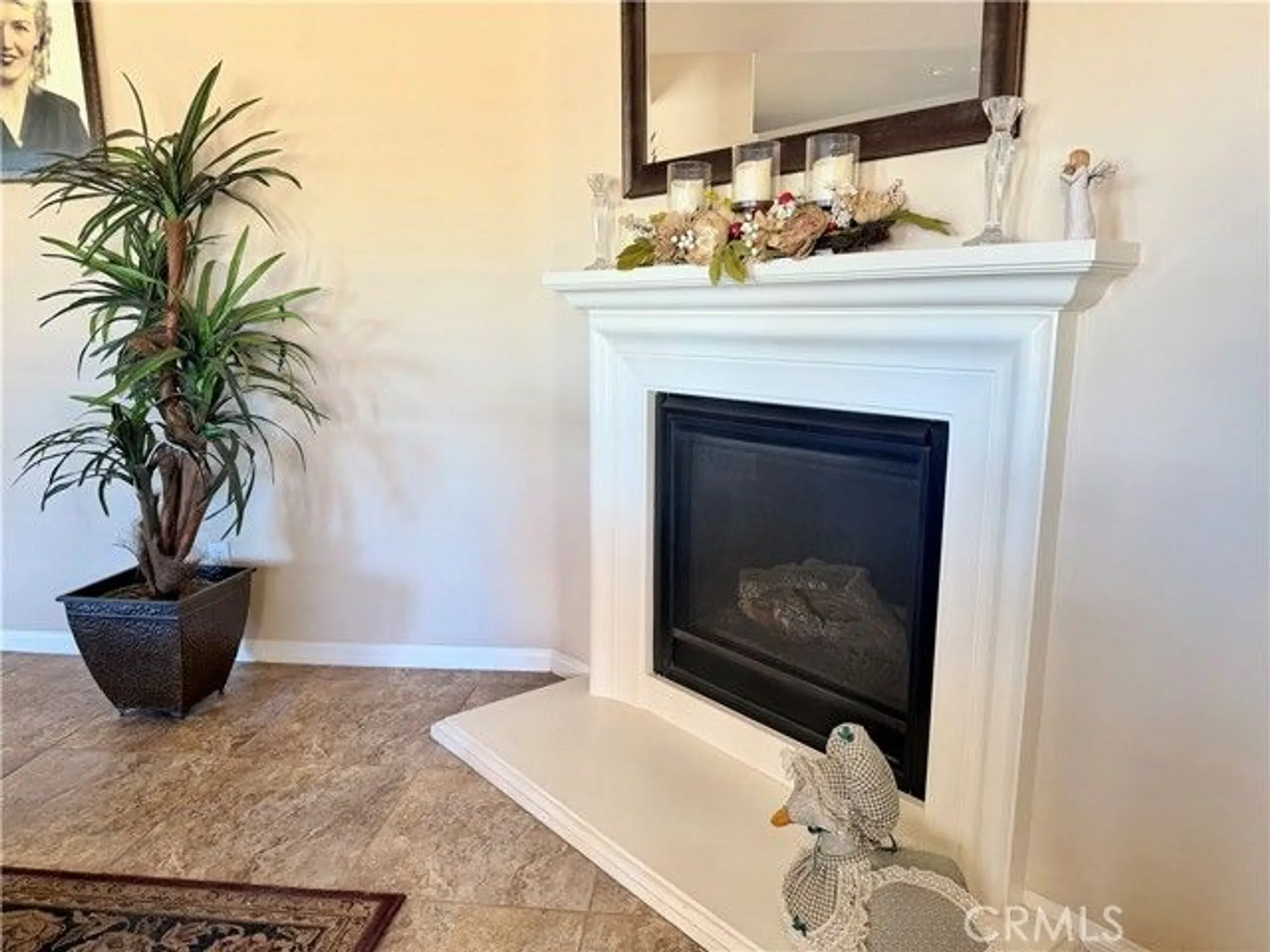 Property Slideshow image 8 of 30 | 19422 royal oaks rd, Apple Valley, CA, 92308