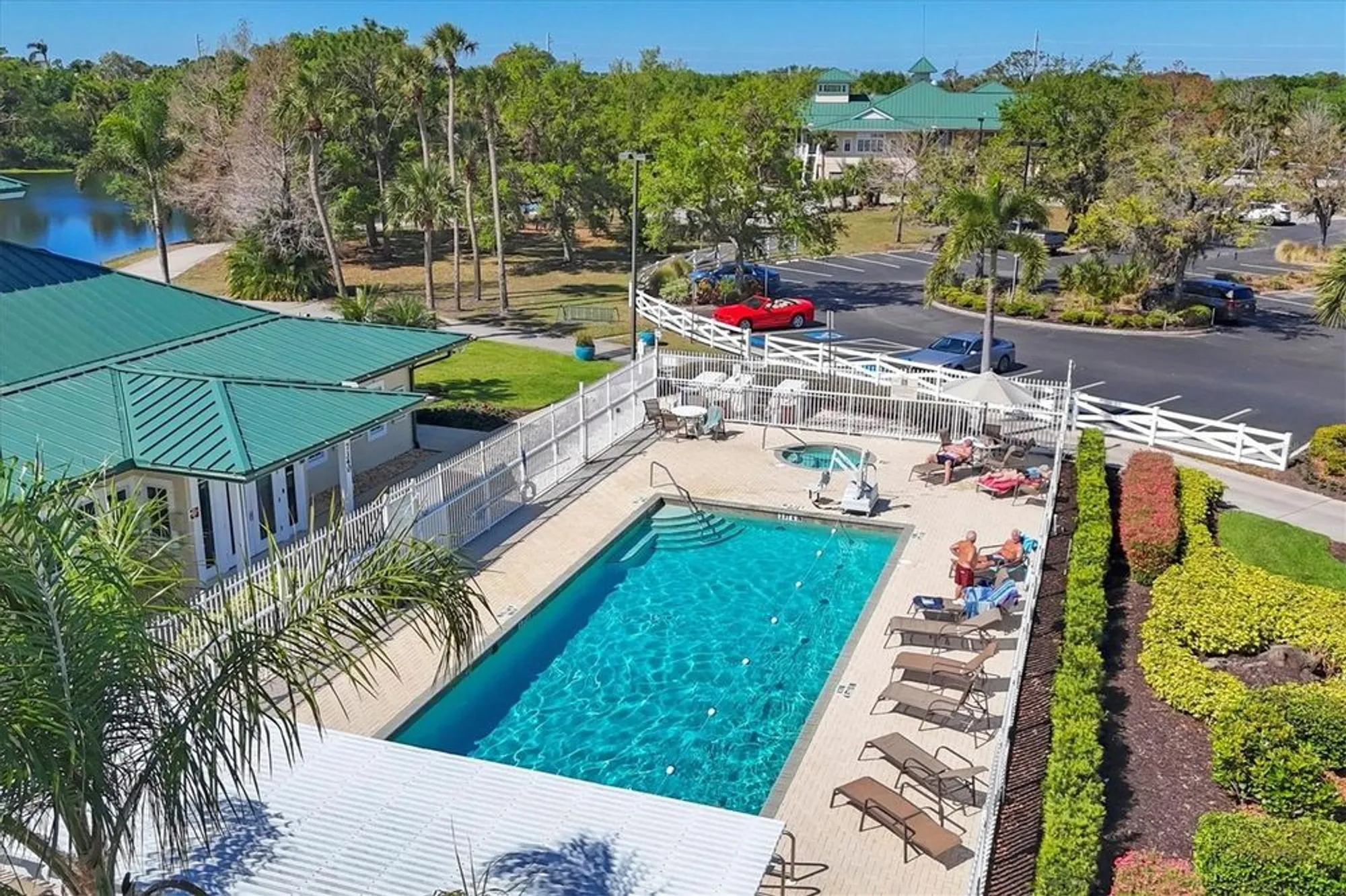 Property Slideshow image 34 of 53 | 6308 cormorant ct, Bradenton, FL, 34203