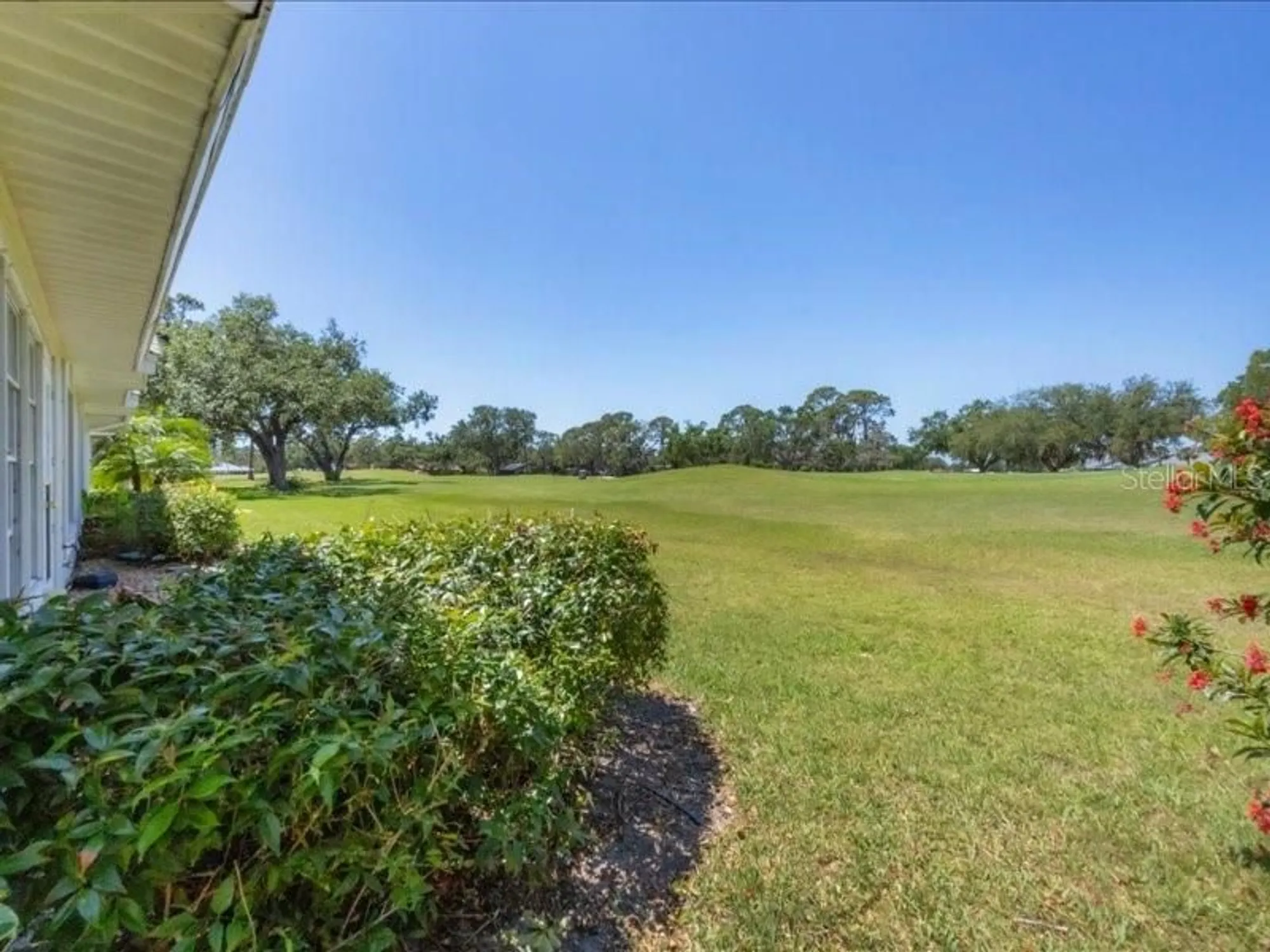 Property Slideshow image 31 of 54 | 7724 palm aire ln, Sarasota, FL, 34243
