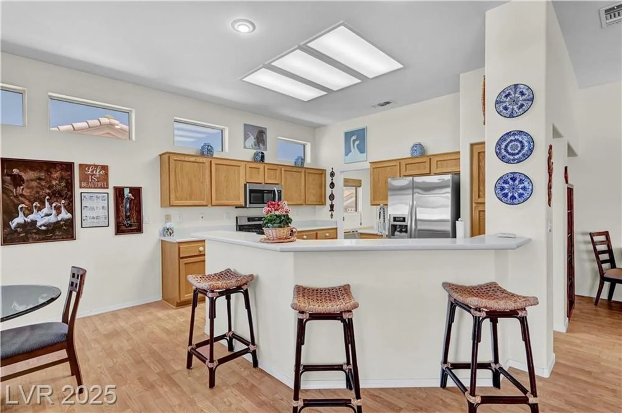 Property Slideshow image 19 of 78 | 10020 villa ridge dr, Las Vegas, NV, 89134
