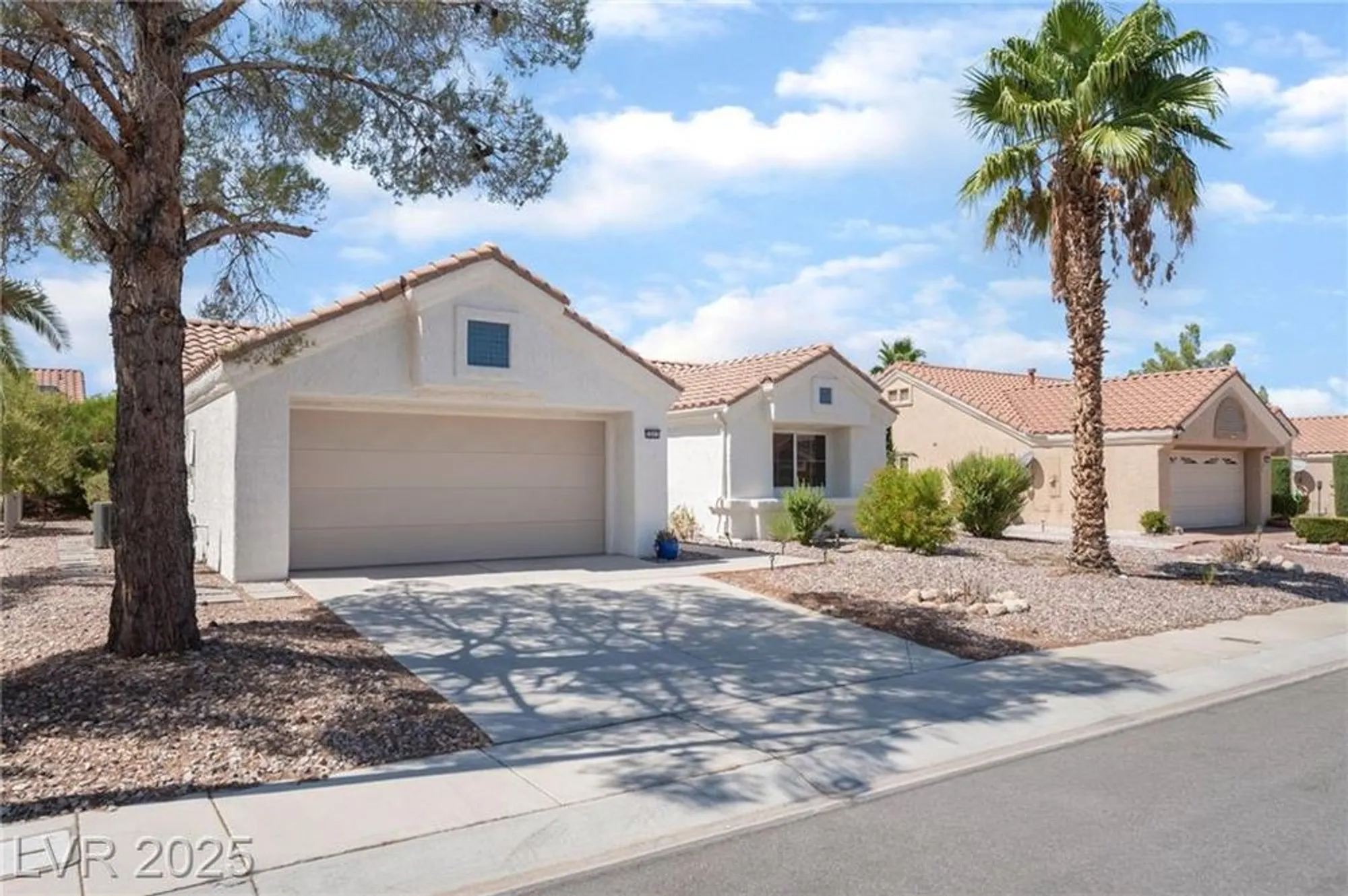 Property Slideshow image 30 of 31 | 2601 desert sands dr, Las Vegas, NV, 89134