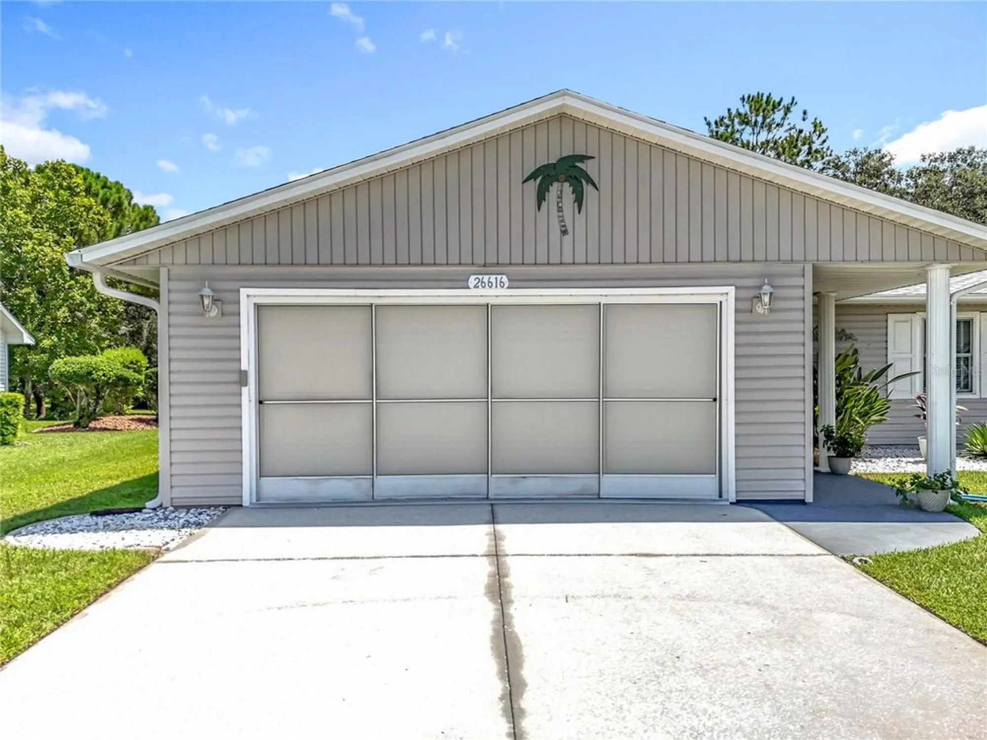 Property Slideshow image 7 of 61 | 26616 racquet cir, Leesburg, FL, 34748