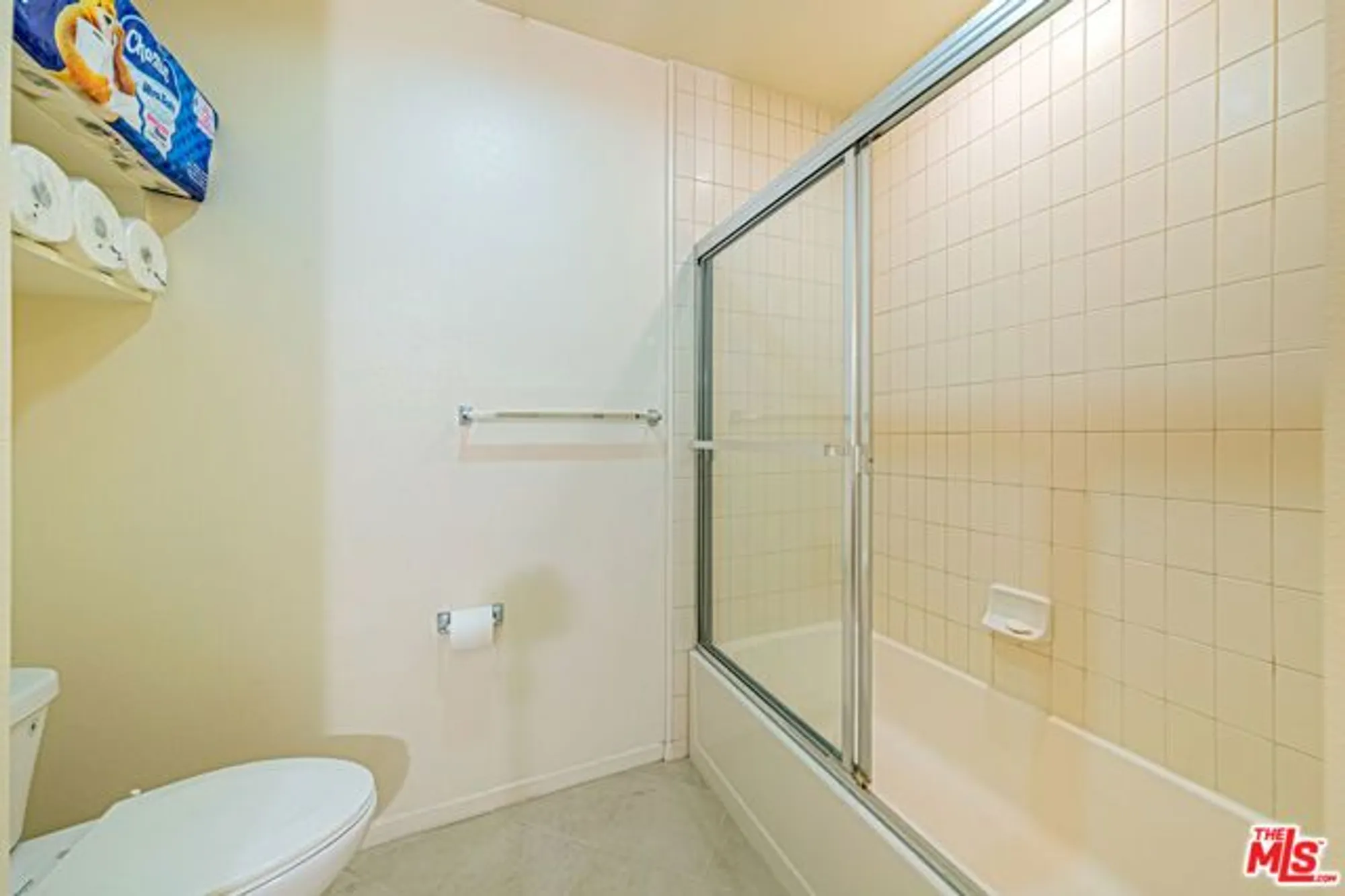 Property Slideshow image 19 of 33 | 267 s san pedro st unit 608, Los Angeles, CA, 90012