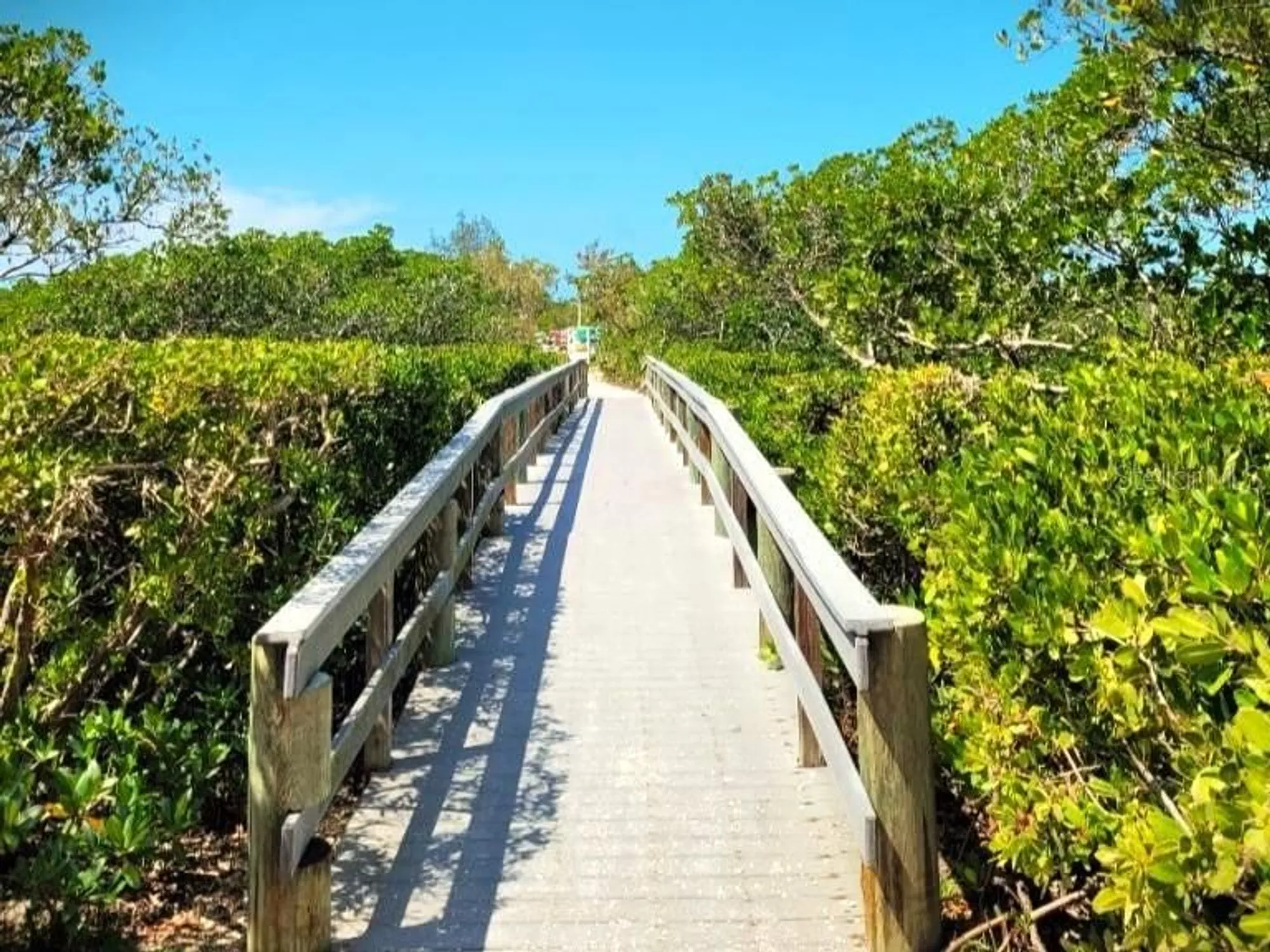 Property Slideshow image 40 of 44 | 1720 starling dr 103, Sarasota, FL, 34231