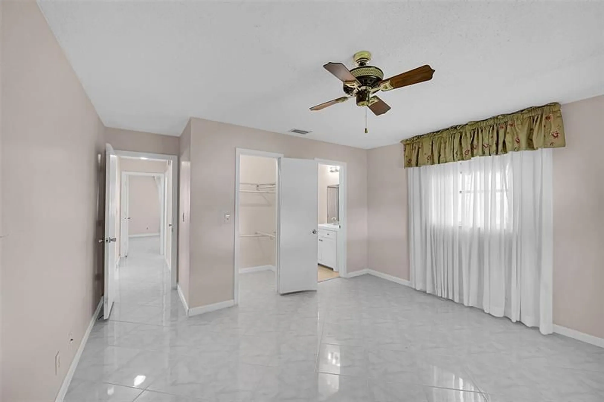 Property Slideshow image 18 of 35 | 1515 sw 21st st, Boynton Beach, FL, 33426