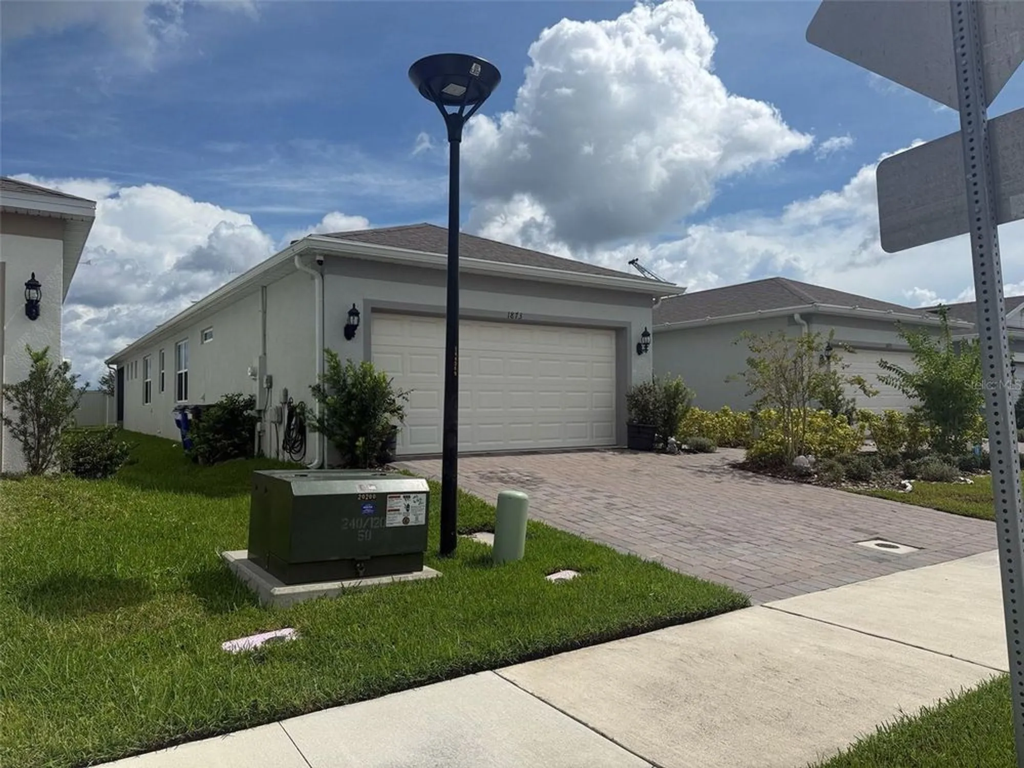 Property Slideshow image 1 of 18 | 1873 spring shower cir, Kissimmee, FL, 34744