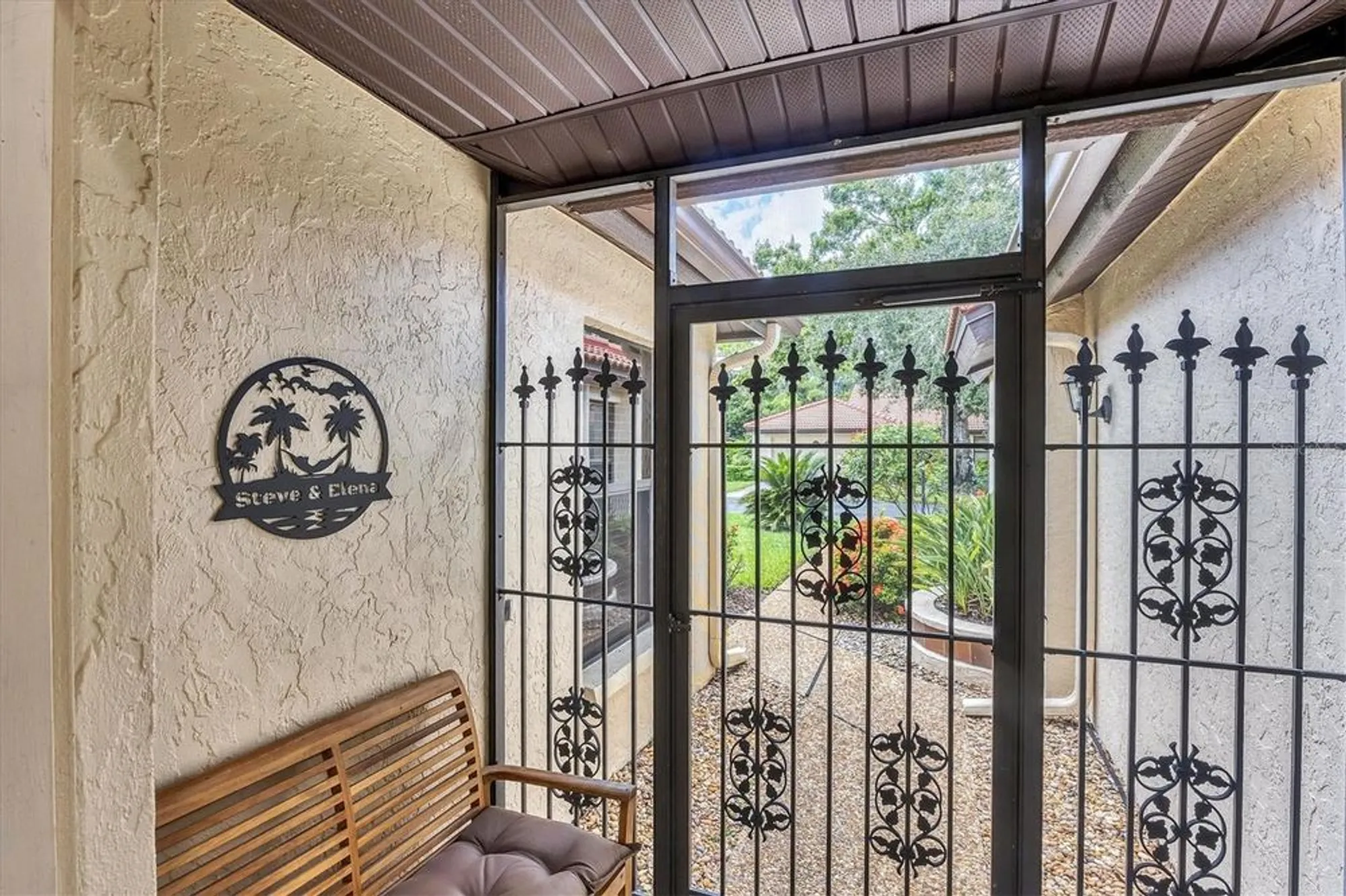 Property Slideshow image 7 of 94 | 7254 oak moss dr 72, Sarasota, FL, 34241