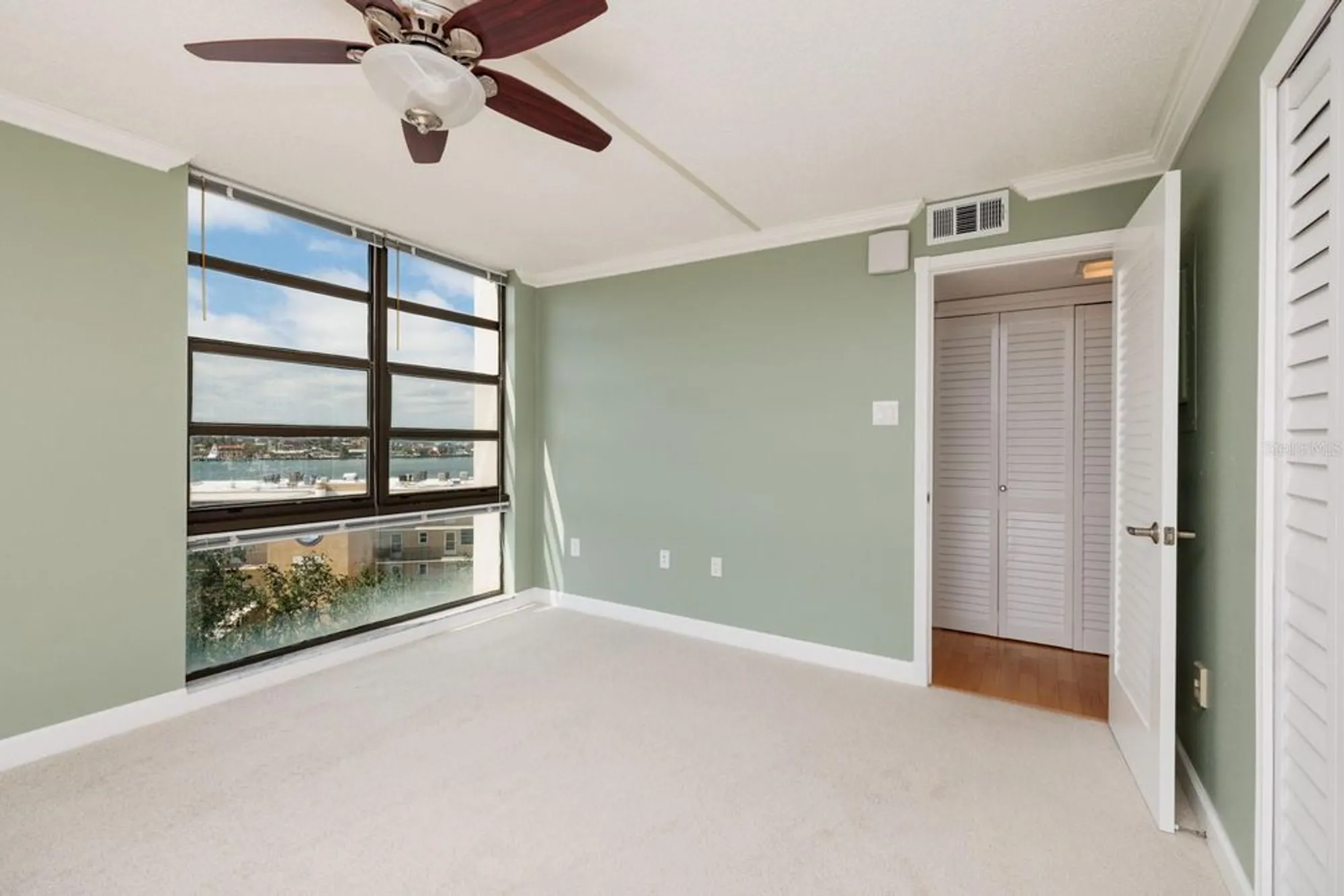 Property Slideshow image 62 of 100 | 7700 sun island dr 608, South Pasadena, FL, 33707