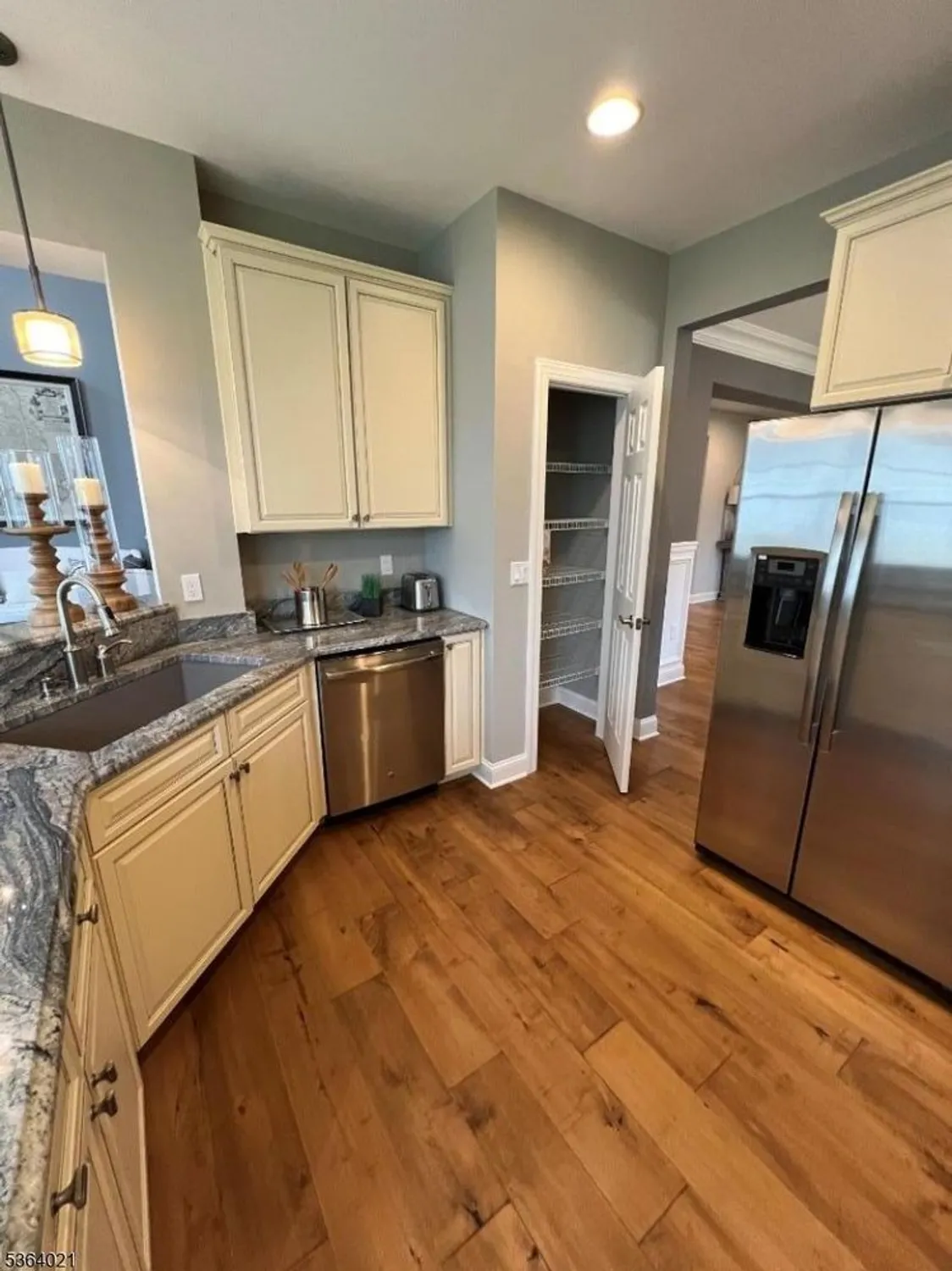 Property Slideshow image 9 of 24 | 6 leidl cir, Hillsborough, NJ, 08844