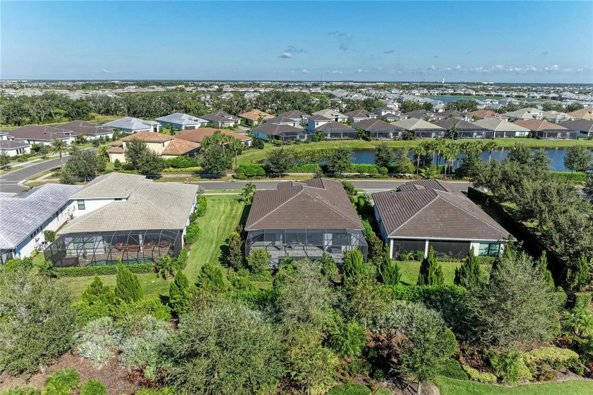 Property Slideshow image 23 of 39 | 17424 cresswind ter, Bradenton, FL, 34211