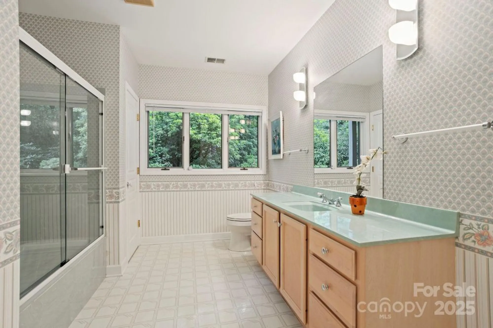 Property Slideshow image 34 of 48 | 100 elmridge dr, Flat Rock, NC, 28731