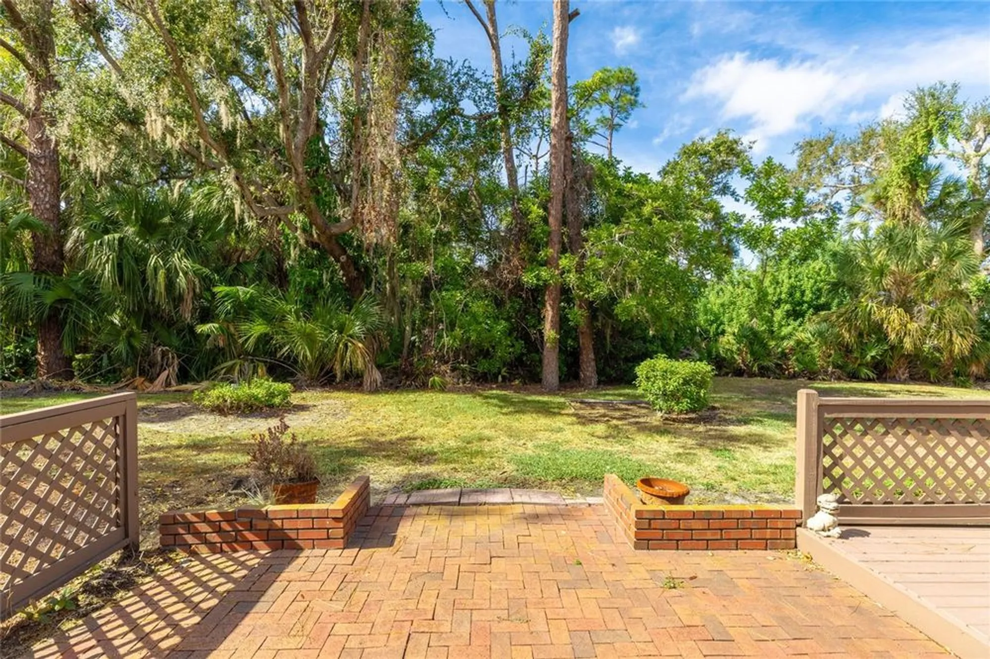 Property Slideshow image 29 of 44 | 7106 saint andrews ln, Sarasota, FL, 34243