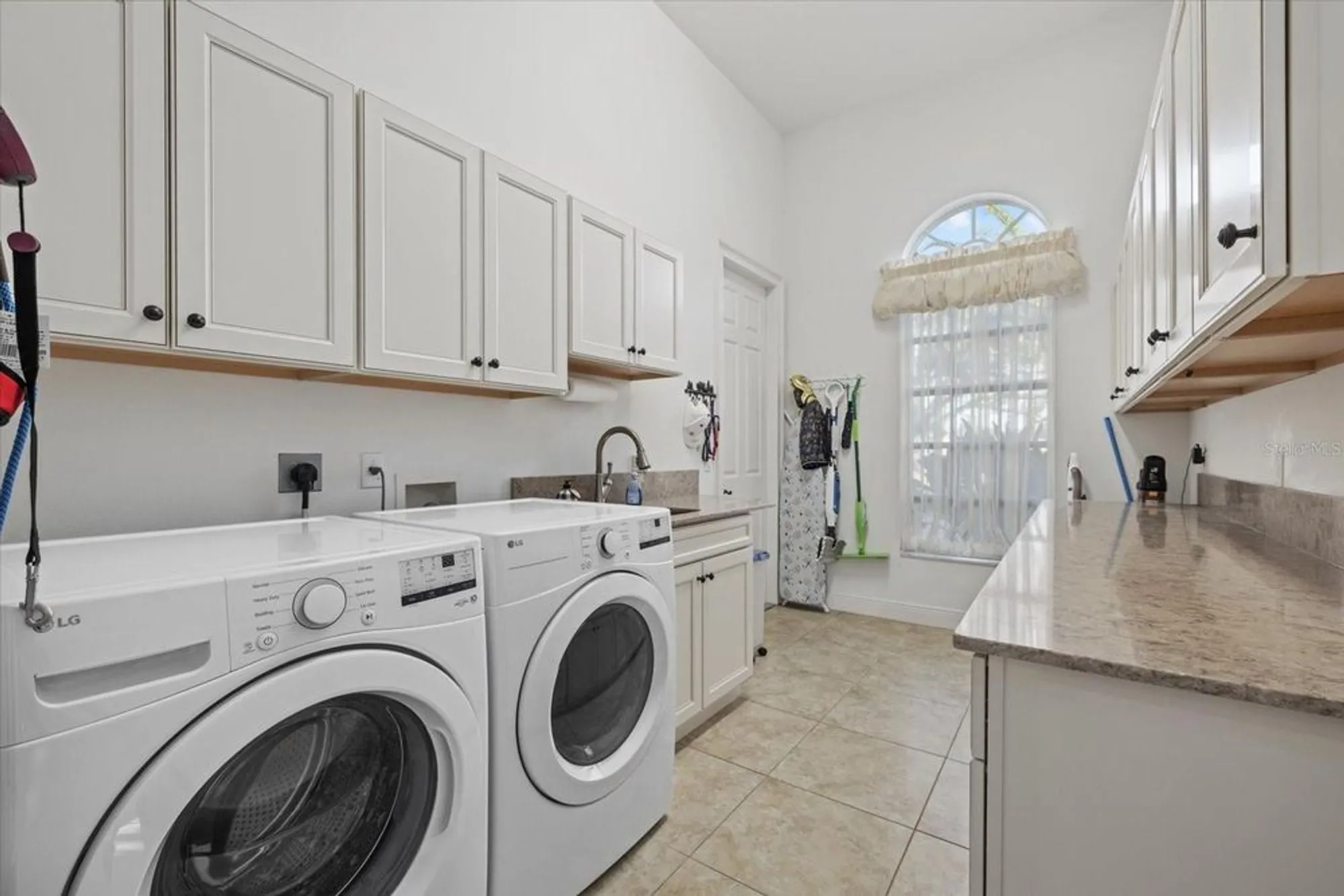 Property Slideshow image 42 of 65 | 457 sherbrooke ct, Venice, FL, 34293